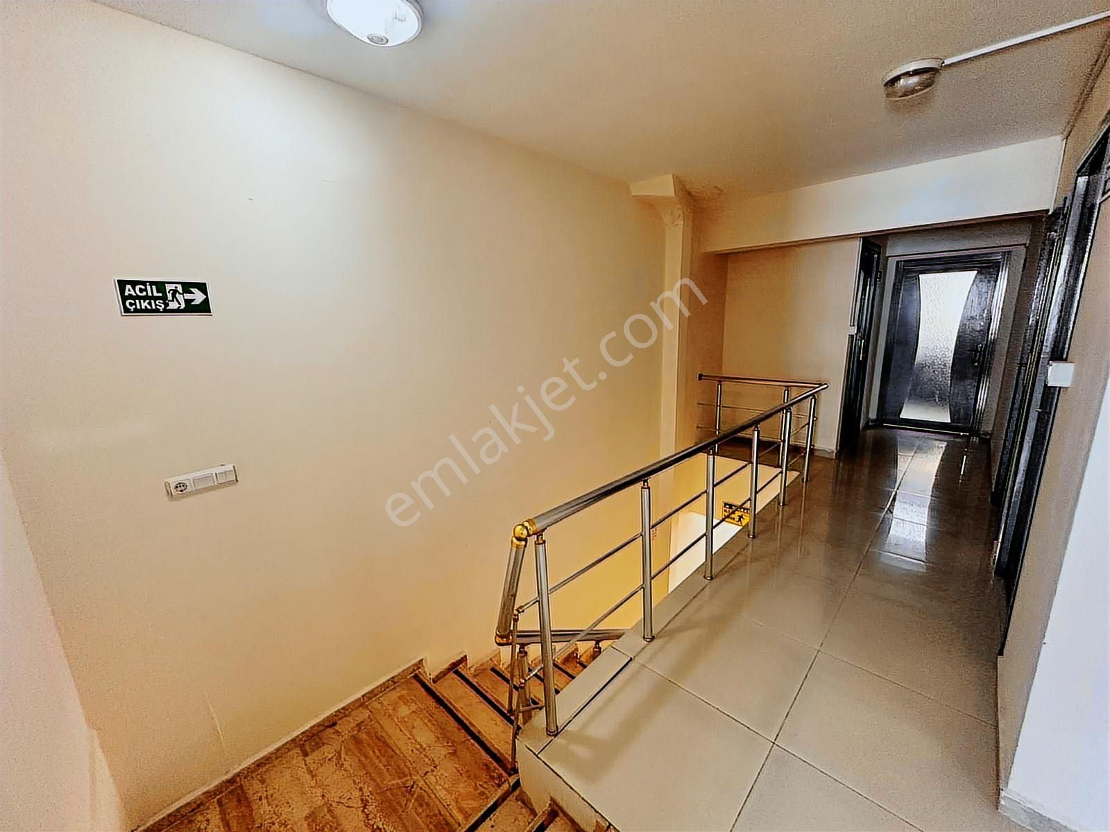 Hadi Gayrimenkulden Üniversite Civarında Ana Cadde Üzeri İşyeri - Görsel 8