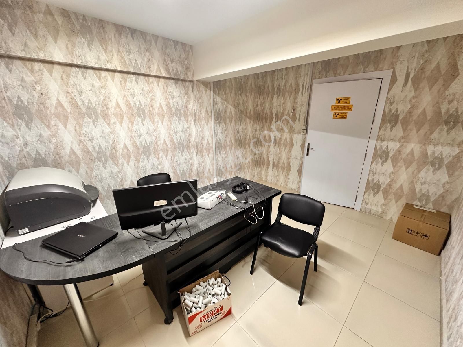 Hadi Gayrimenkulden Üniversite Civarında Ana Cadde Üzeri İşyeri - Görsel 33