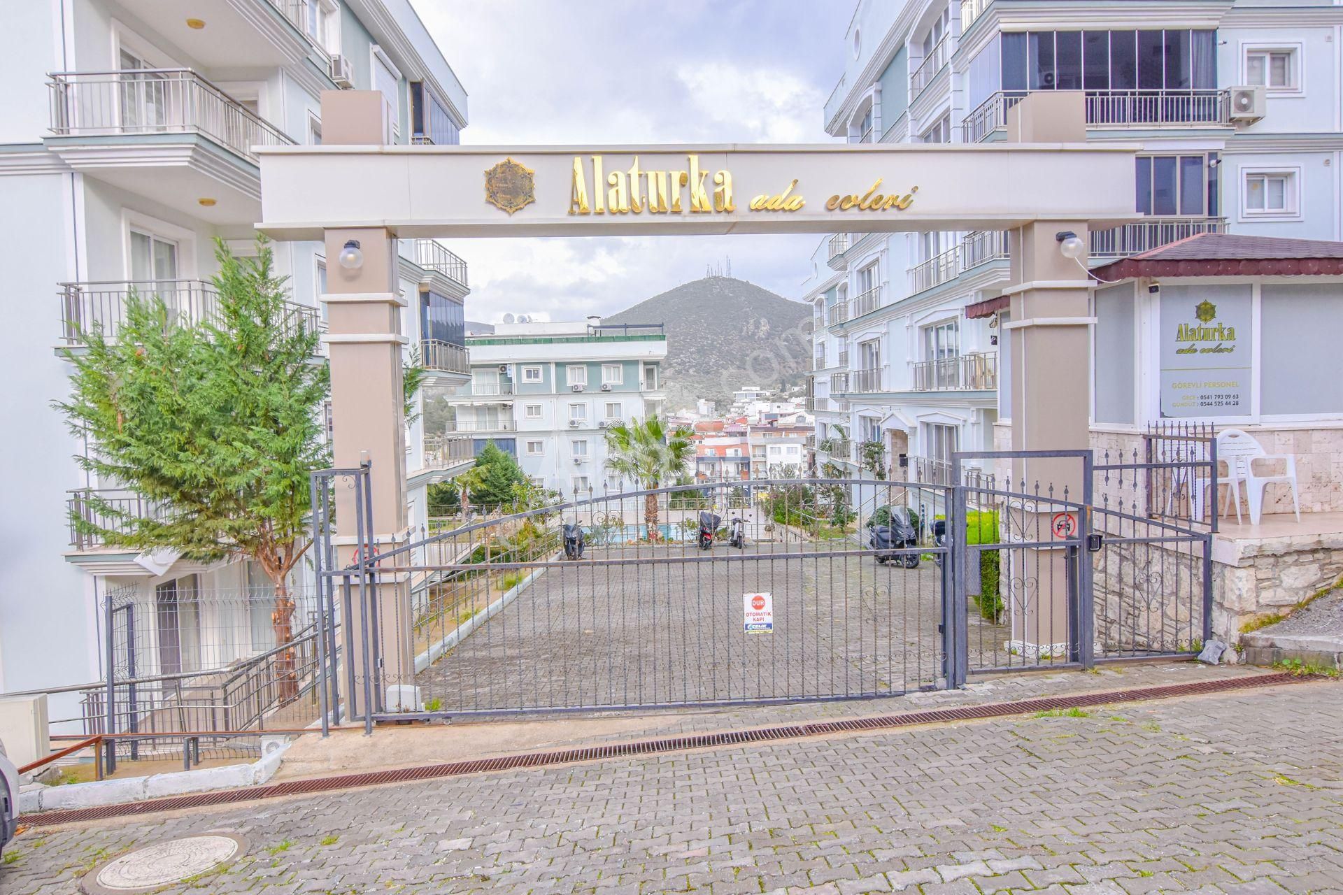 Kuşadası İkiçeşmelik Mahallesi'nde Deniz Manzaralı 3+1 Daire - Görsel 31