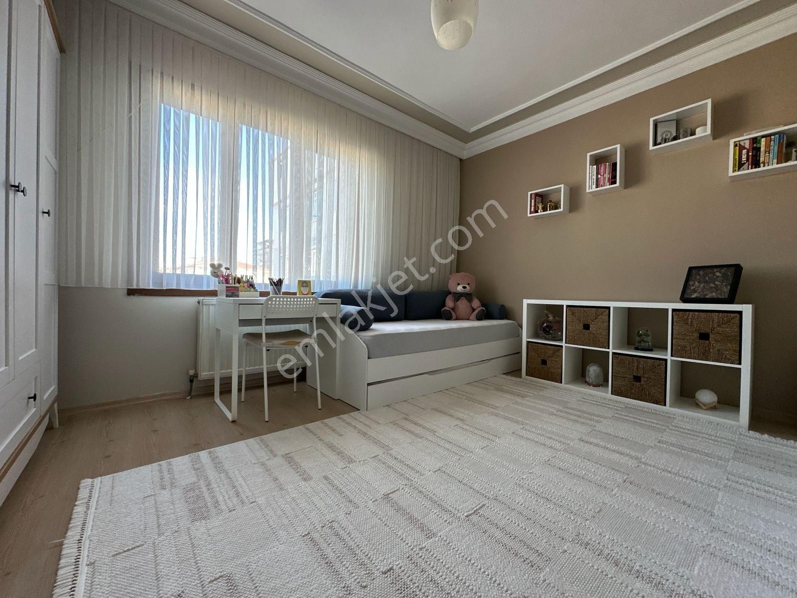 Pendik Çamçeşme De Geniş Ferah Ve Kullanışlı 4+2 Satılık Daire - Görsel 27