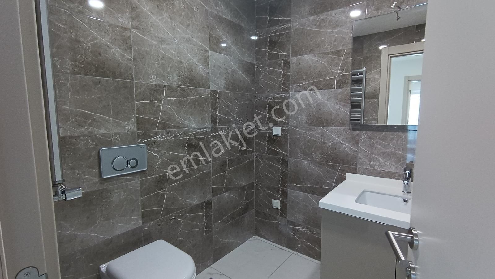Başakkent Gölet Evlerinde 3+1 136 M2 Boş Satılık Daire - Görsel 23