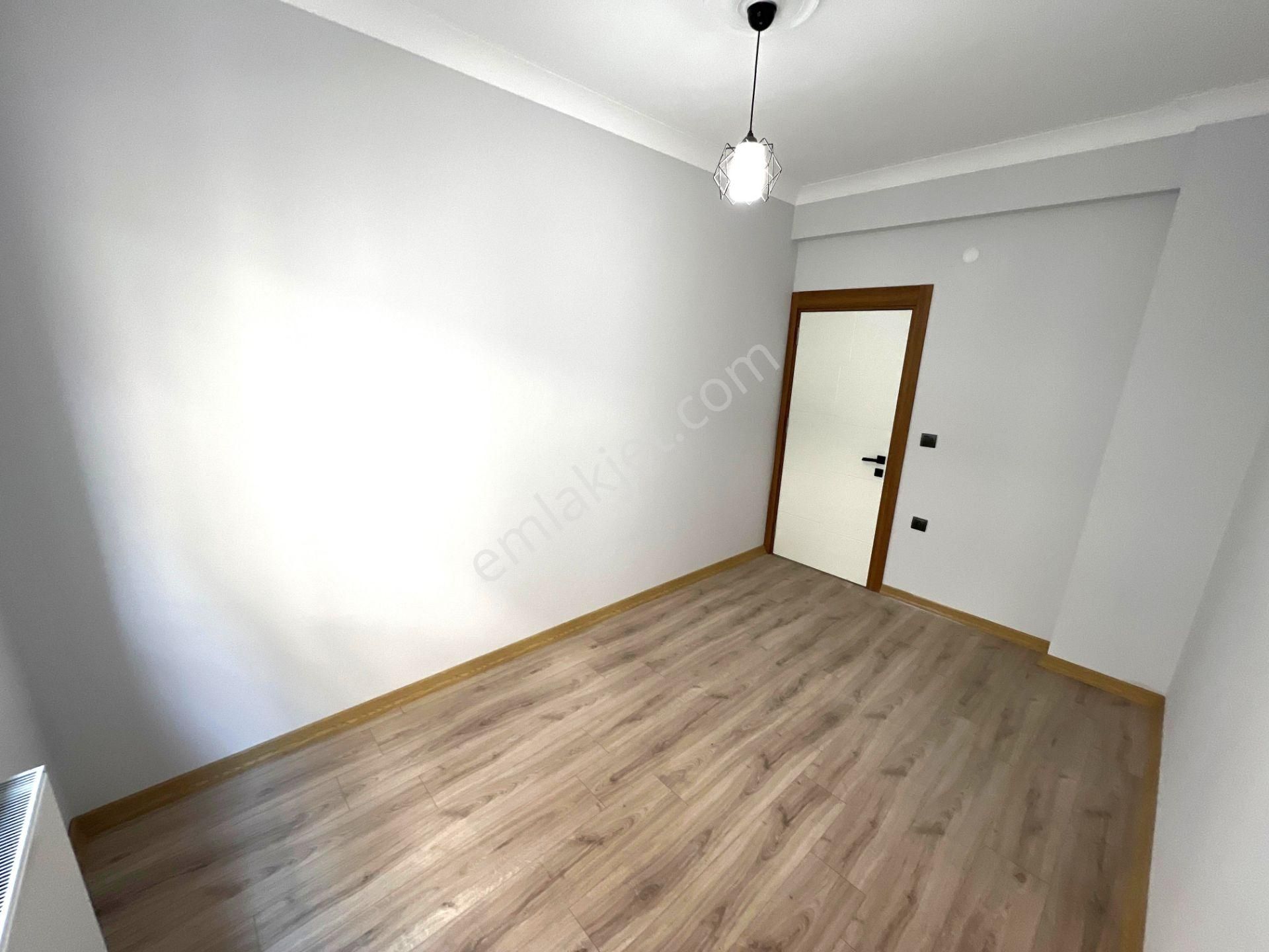Yiğit'ten Akçay Sarıkızda Sıfır 2+1 Ebeveyn Banyolu Şık Daire - Görsel 26