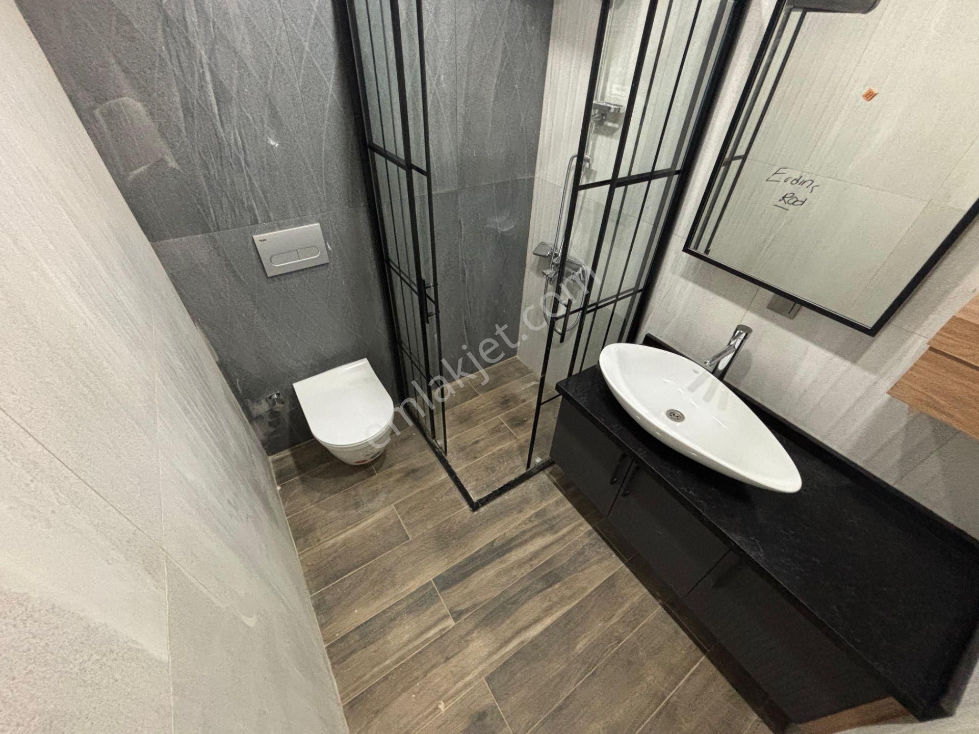 Yiğit'ten Altınoluk Narlı'da 5+1 Denize 150 Metre Tripleks Villa - Görsel 23