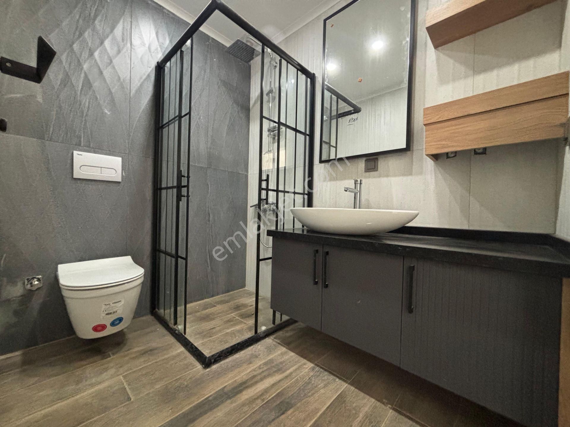 Yiğit'ten Altınoluk Narlı'da 5+1 Denize 150 Metre Tripleks Villa - Görsel 26