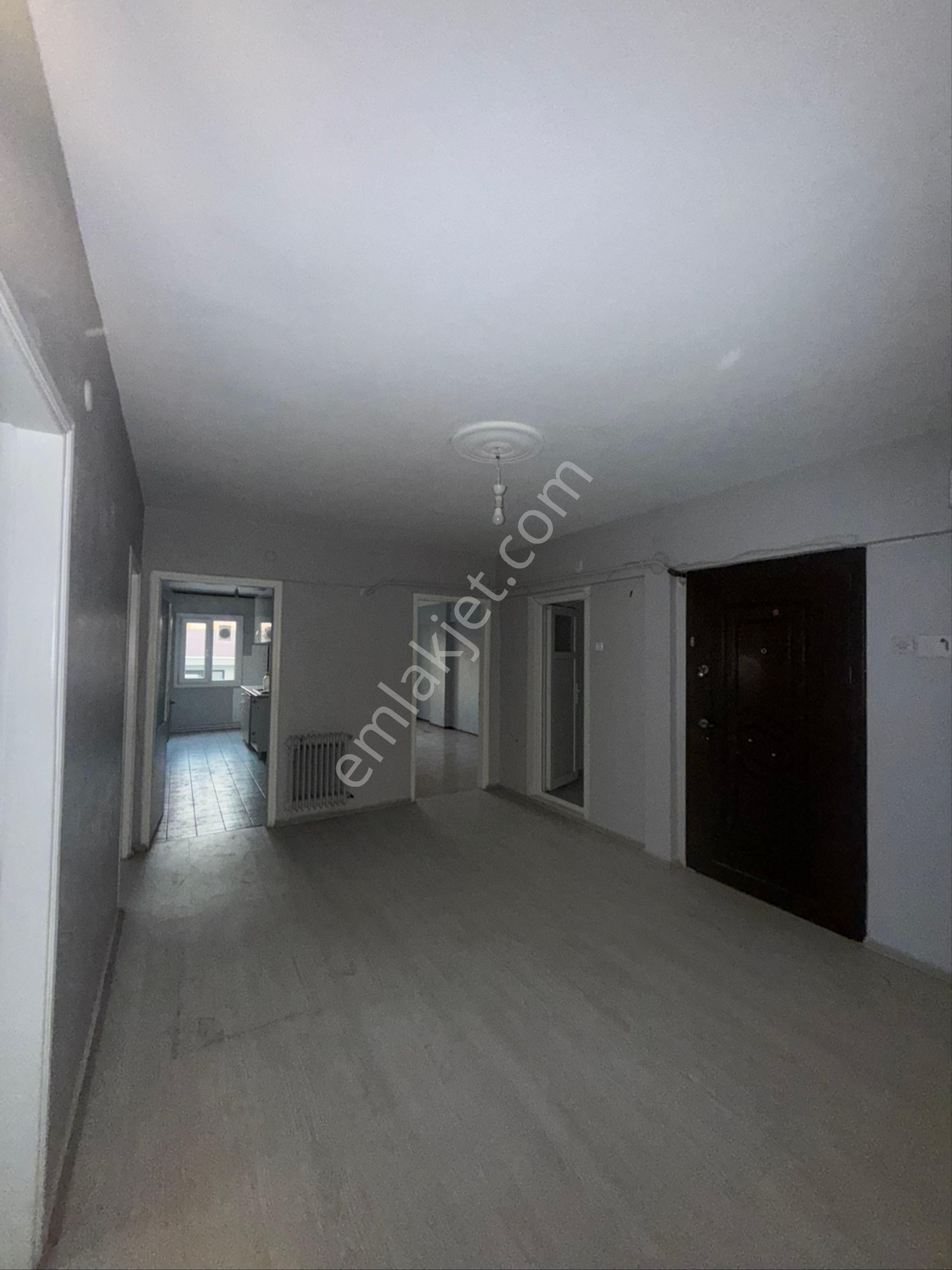 🏡 Dikkaldırım’da Geniş Ve Ferah 3+1 Kiralık Daire