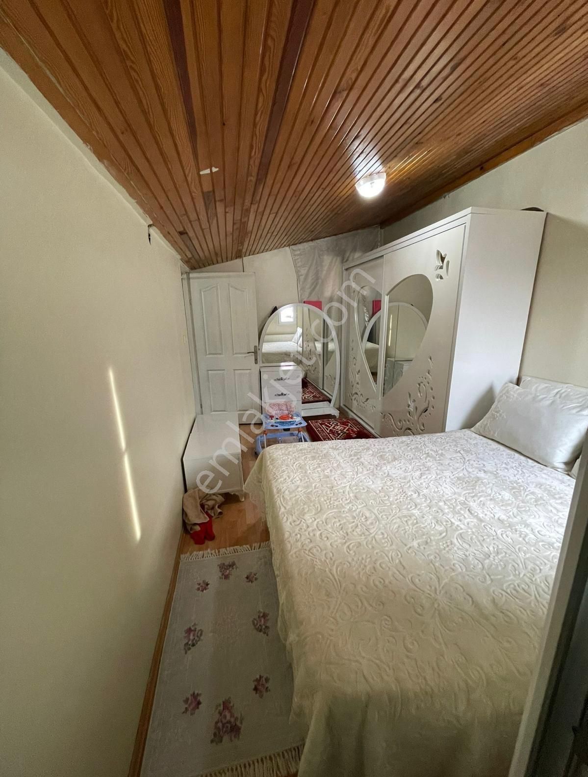 Tuna Mah Türkiye Emlak 3+1 Kiralık 130m2 Çatı Kat Daire - Görsel 16