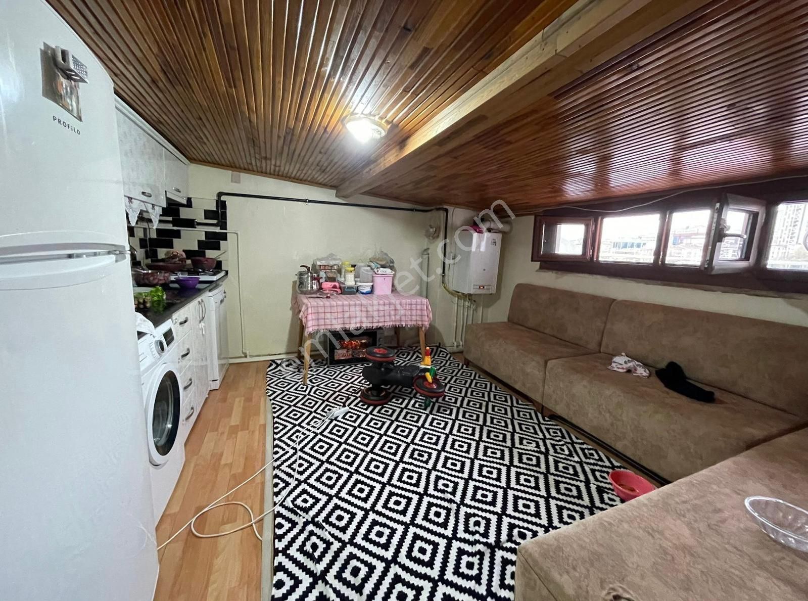 Tuna Mah Türkiye Emlak 3+1 Kiralık 130m2 Çatı Kat Daire - Görsel 21
