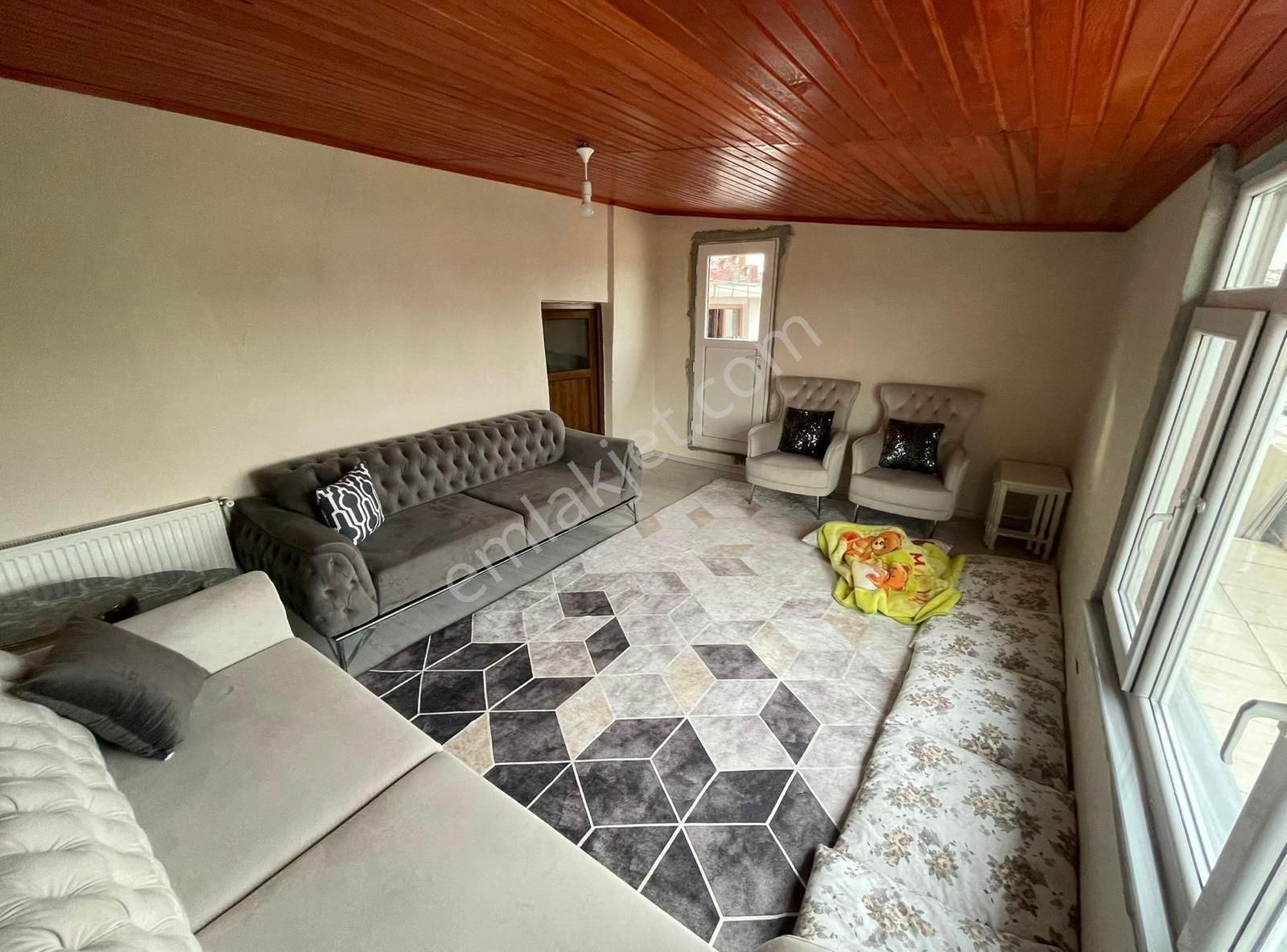 Tuna Mah Türkiye Emlak 3+1 Kiralık 130m2 Çatı Kat Daire - Görsel 2