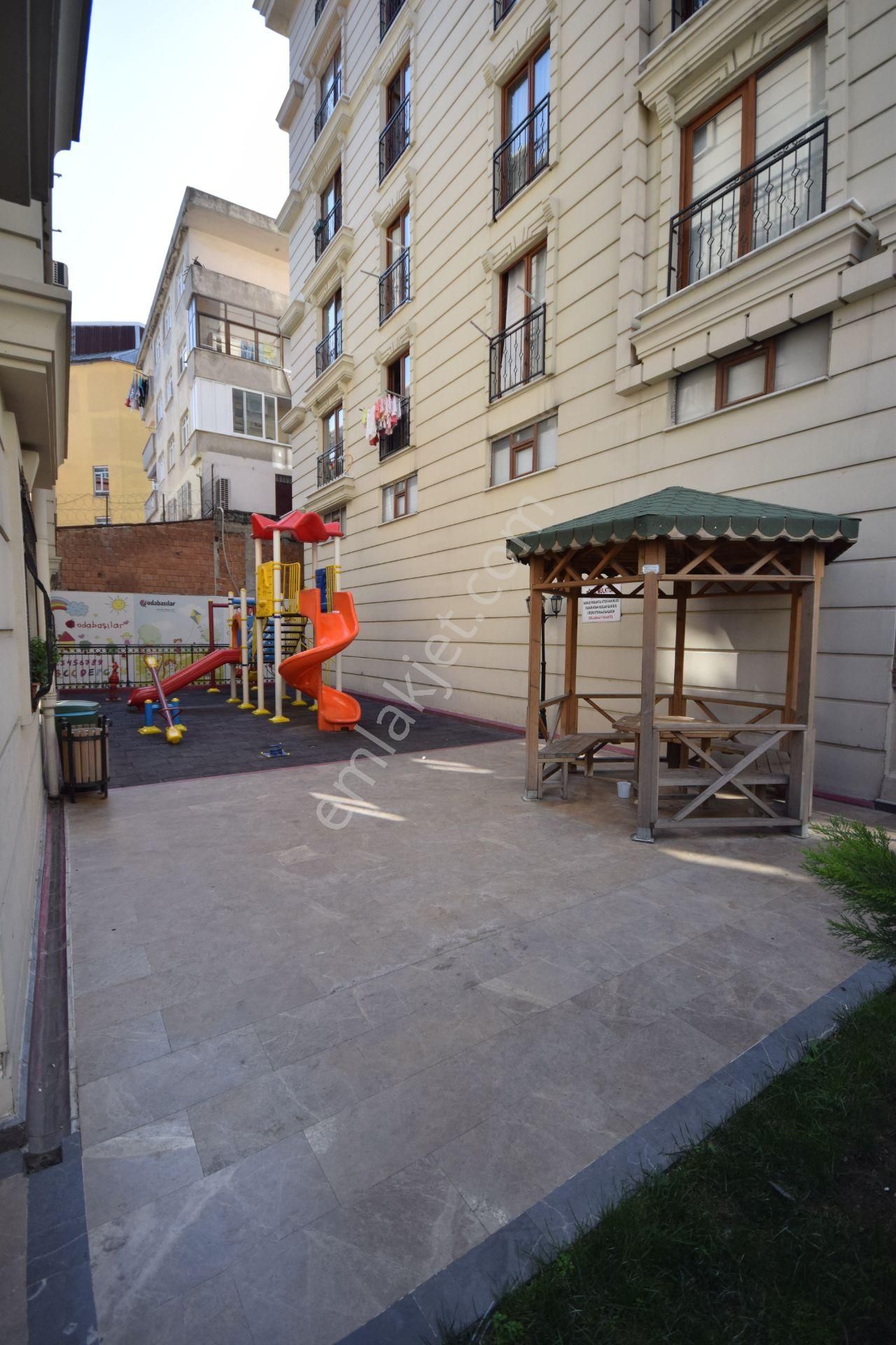 Goldhouse Dan Satılık Pırlanta Evleri Nde 3+1 Lüks Ara Kat Daire - Görsel 32