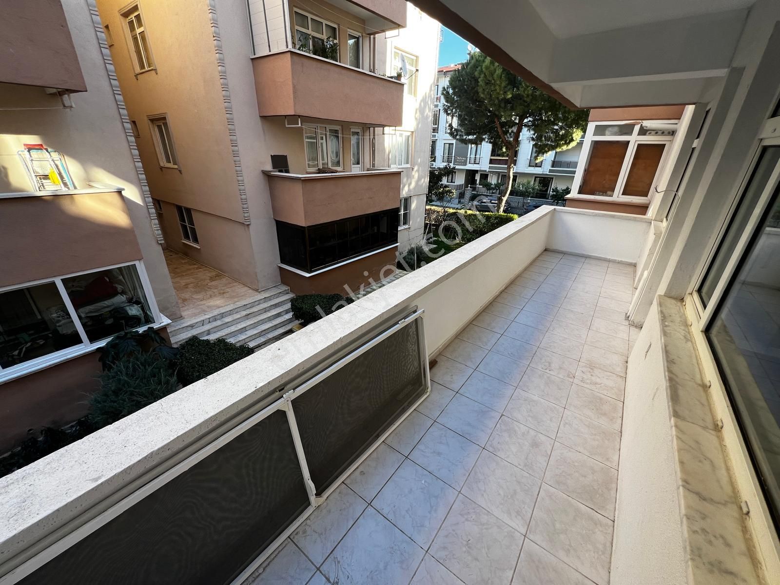 Yiğit'ten Altınkumda 2+1 Arakat Ayrı Mutfak Geniş Balkonlu Daire - Görsel 24