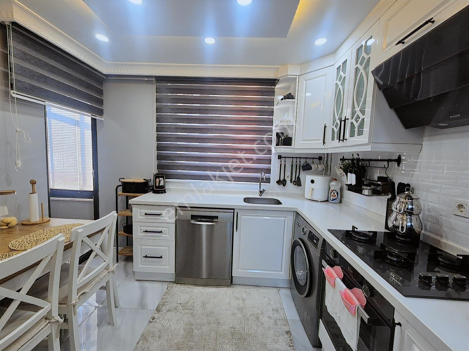 Armax'tan Barboros'da 2+1 Ara Kat 95 M2 E.banyo Ultra Lüx Daire - Görsel 15