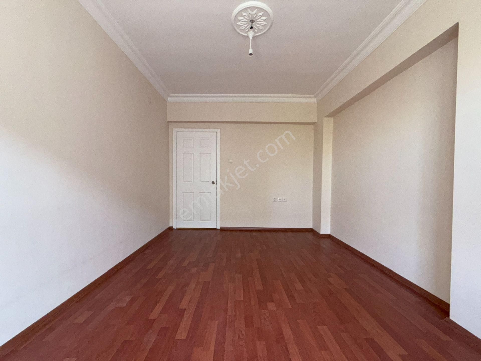 Ufuk Kılıç Emlak'tan A Life Hastanesi Yanı 3+1 Ful Yapılı Masrafsız Daire - Görsel 16