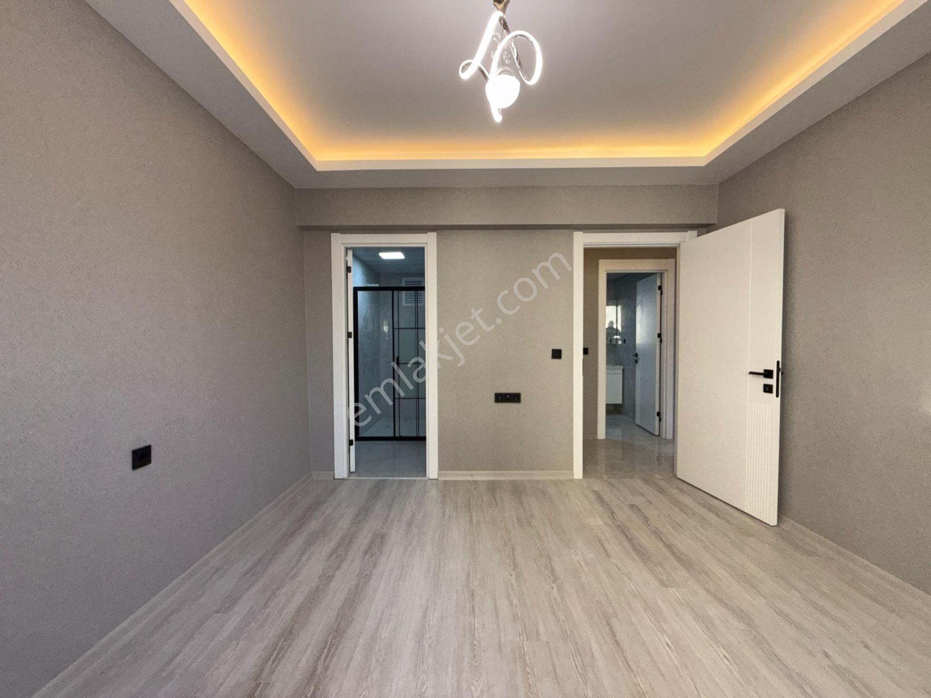 Ufuk Kılıç Emlak Site İçerisinde 3+1 Teras Balkonlu Fırsat Daire - Görsel 20