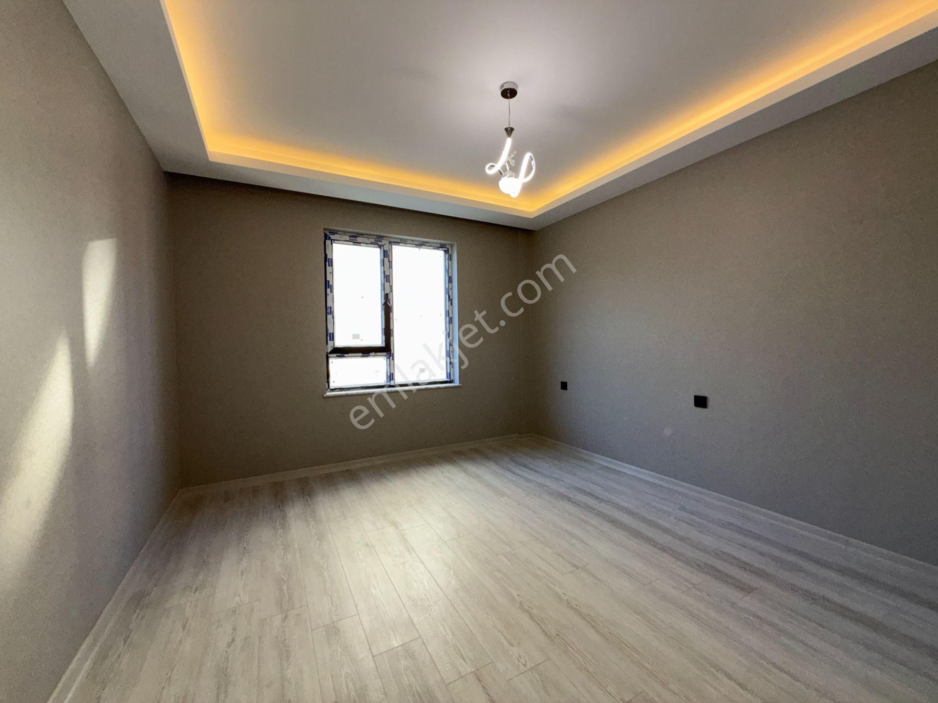 Ufuk Kılıç Emlak Site İçerisinde 3+1 Teras Balkonlu Fırsat Daire - Görsel 19