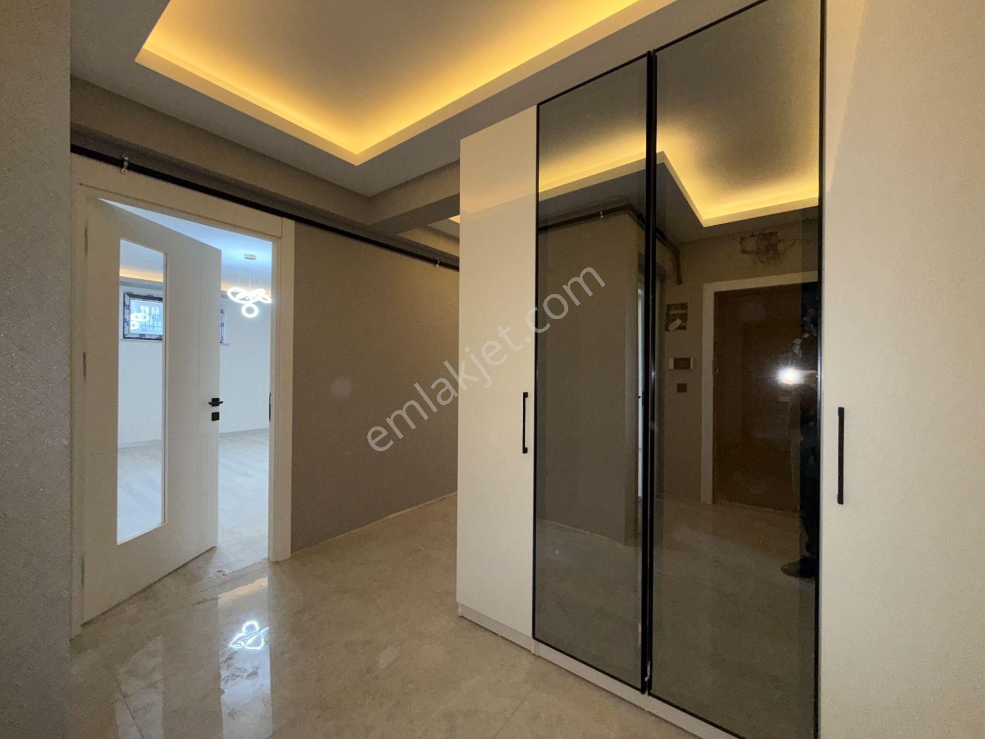 Ufuk Kılıç Emlak Site İçerisinde 3+1 Teras Balkonlu Fırsat Daire - Görsel 27