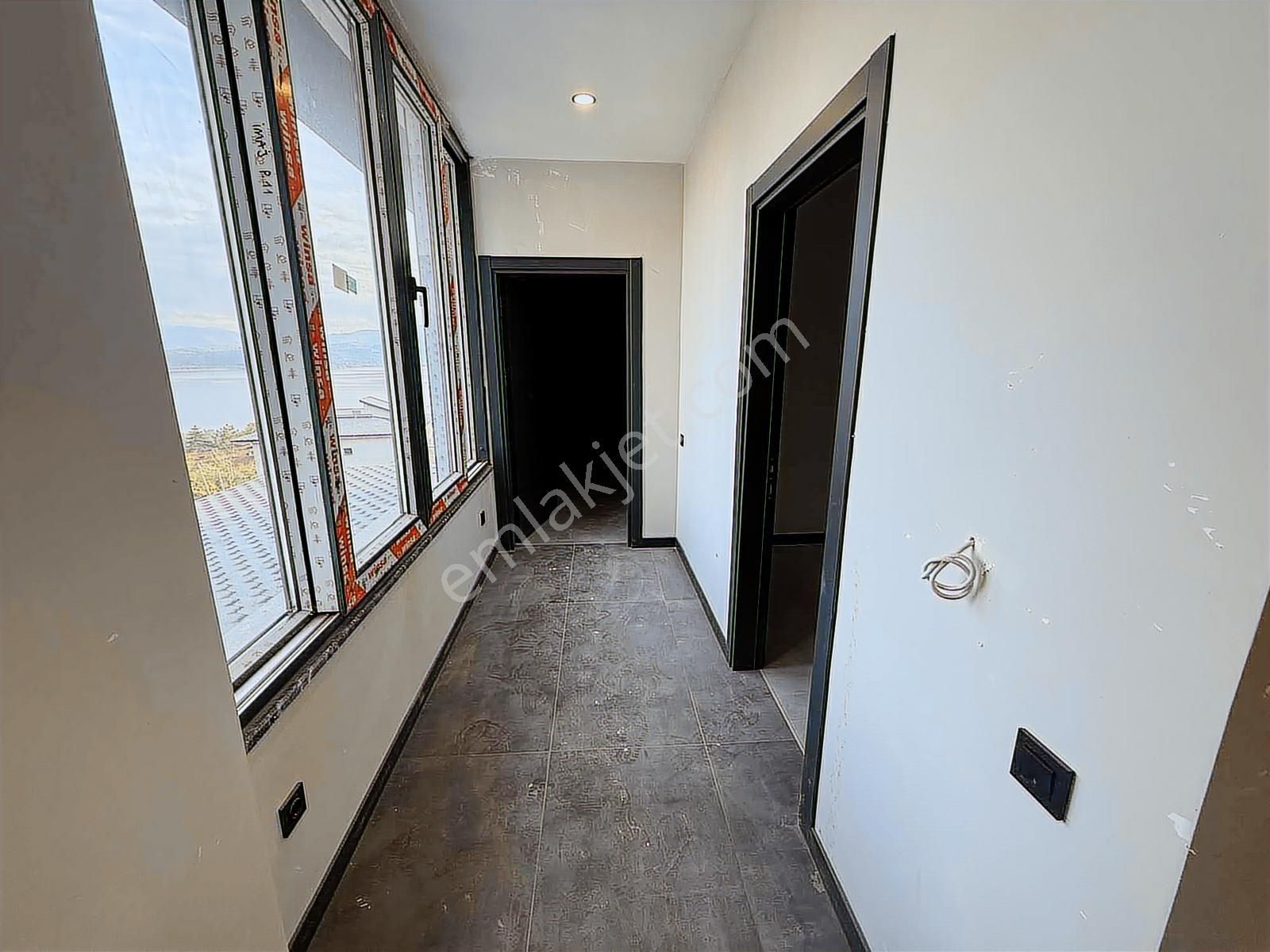 Serdivan Esentepe Mah. Göl Manzaralı 6+1 Satılık Villa | Tapu54 - Görsel 18