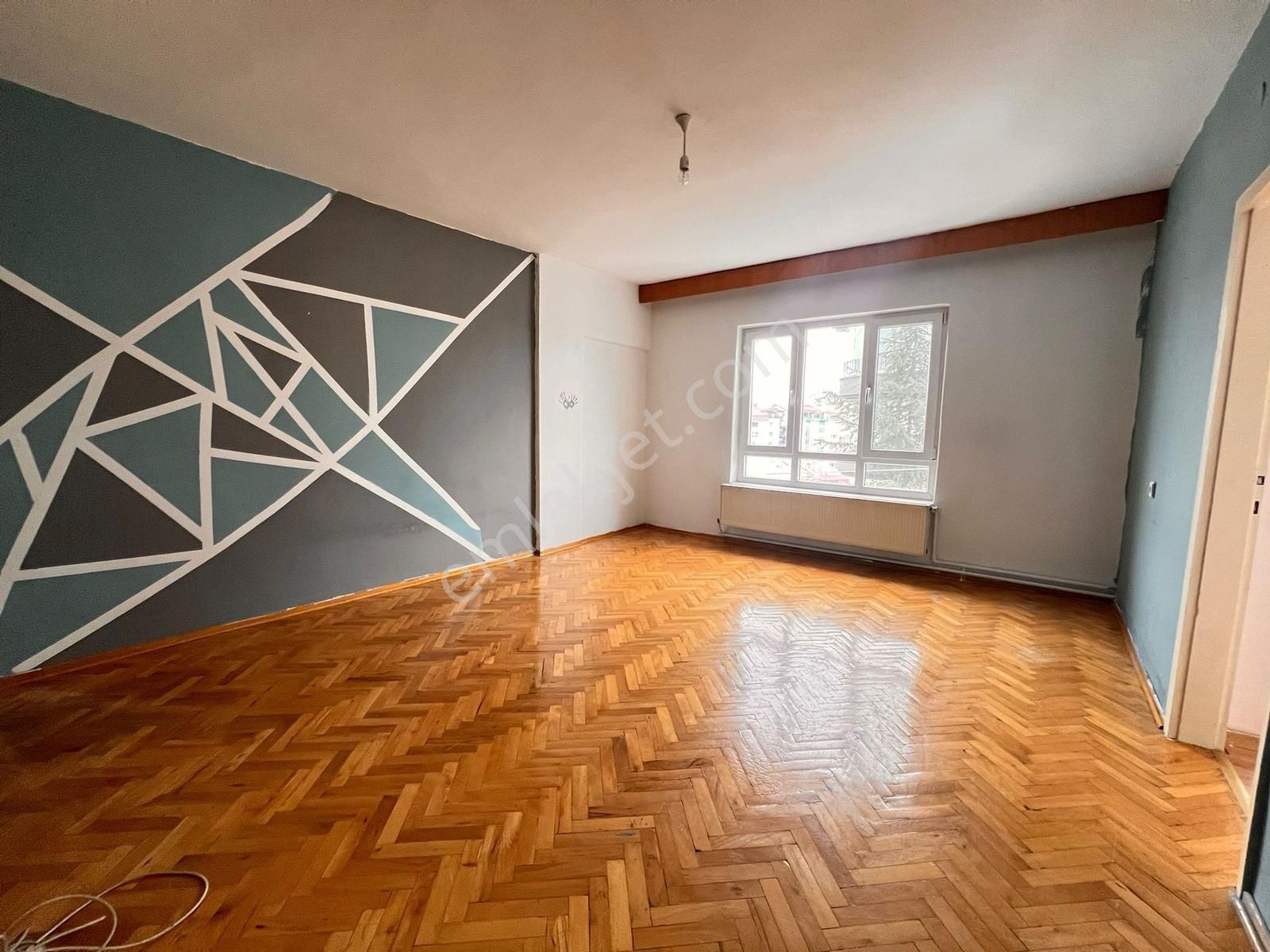 Bursa Caddesine 5.bina 3+1 Ön Cephe 2.kat Güney Batı