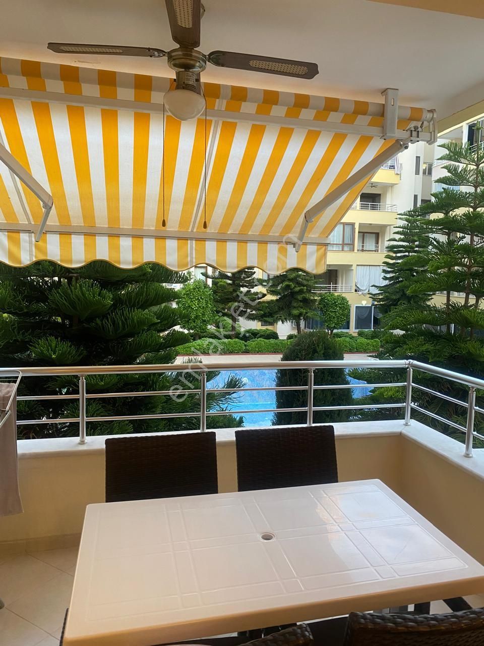 Super Fiyat Mahmutlar'da 1+1 200m Deniz - Görsel 12