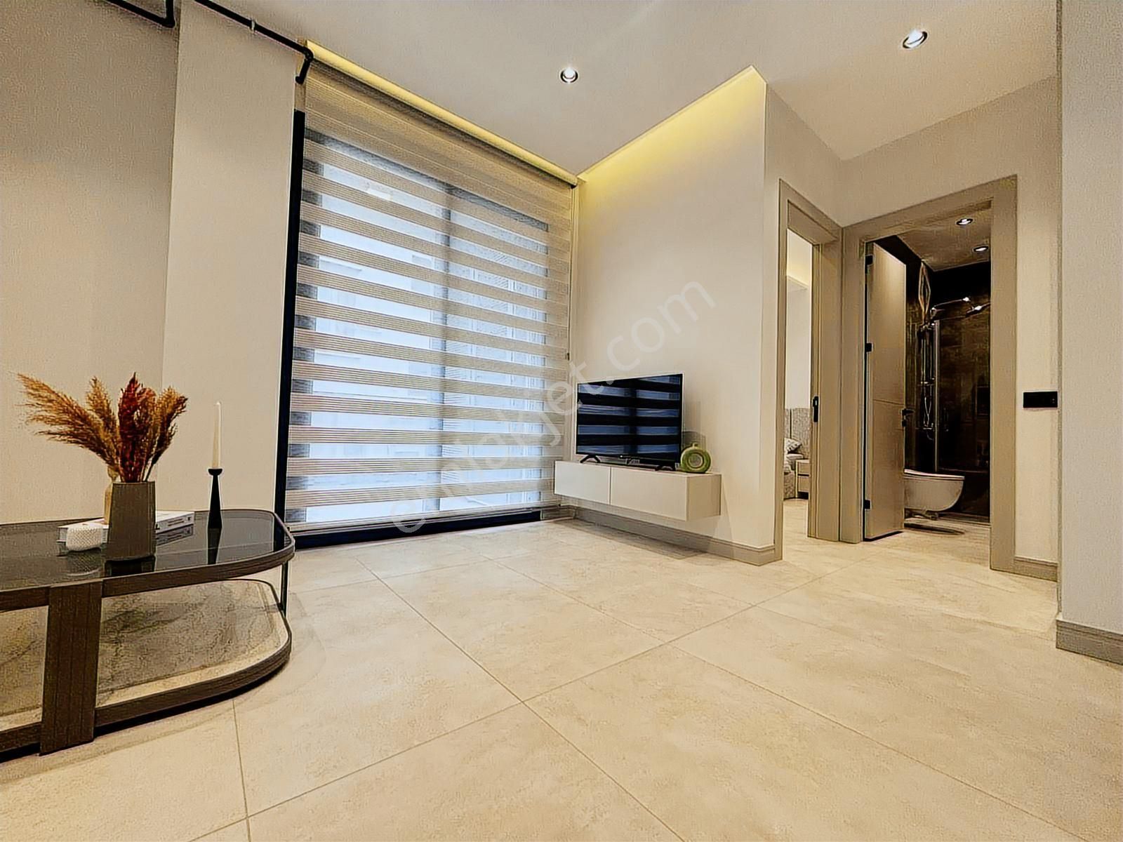 Demirler'den Adalet Mevkinde Lüks Eşyalı 1+1 Satılık Apartlar - Görsel 3