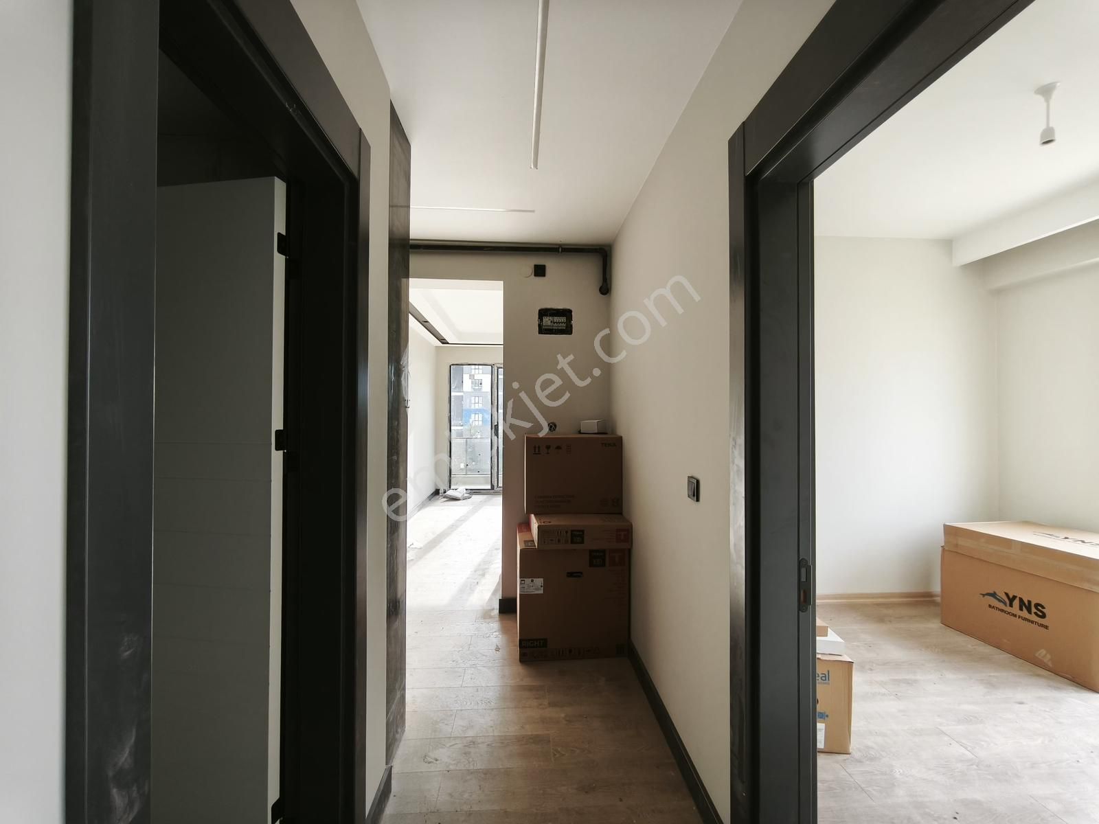 Fa Özbir'den Tepe Bölgesinde Havuzlu Site İçi 2+1 Fırsat Daire ! - Görsel 3