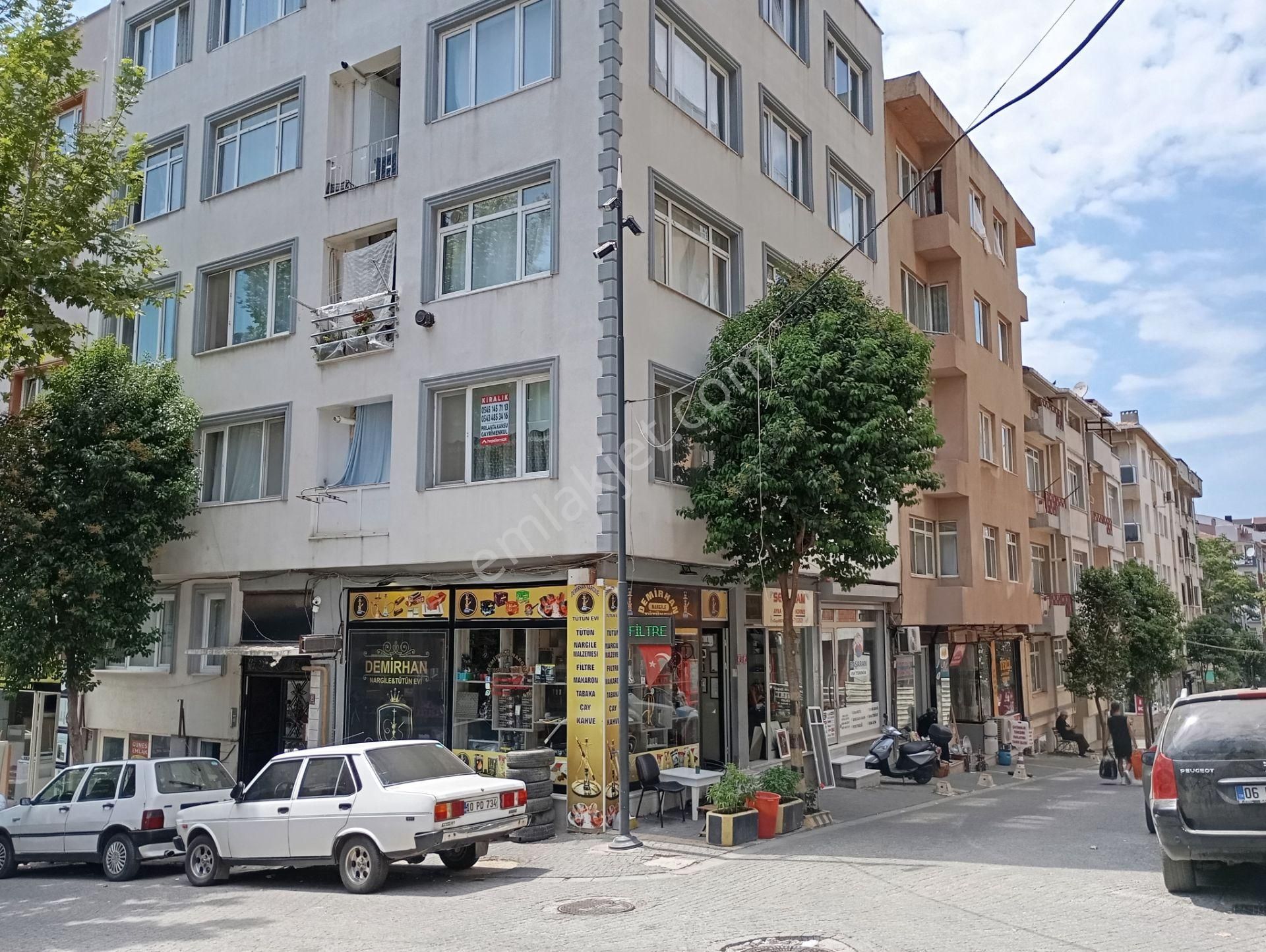 Balıkesir Bandırma İhsaniye Mah. 2+1 Satılık Daire Merkezde Eşyalı