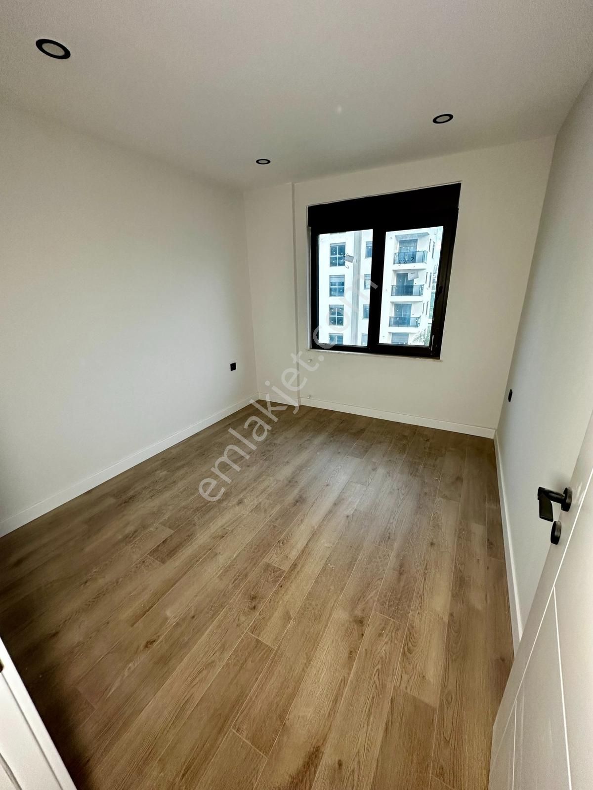 Altıntaş 40'lık Yola 2'nci Parsel Her Katta Sıfır Lux Daireler - Görsel 25