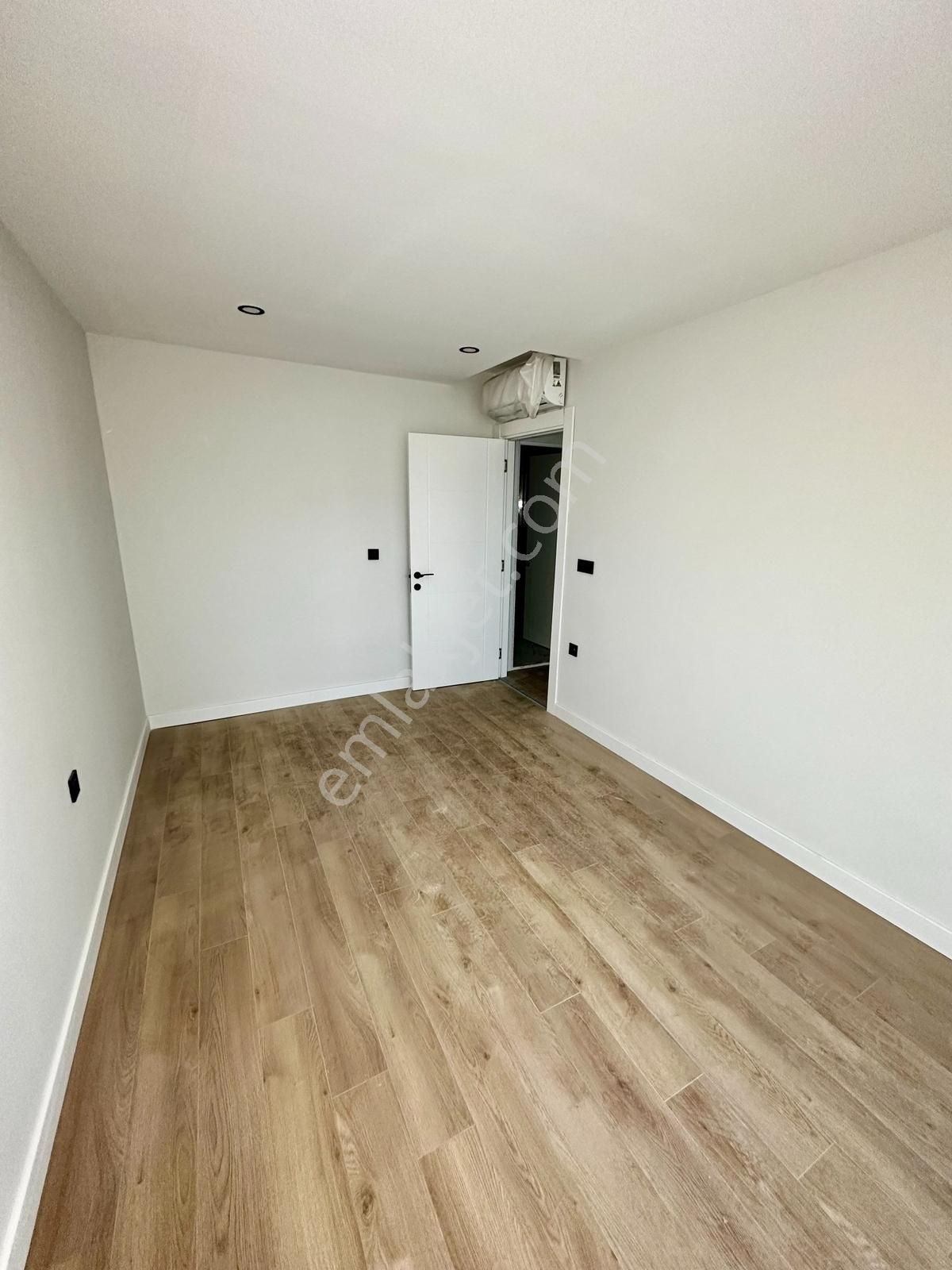 Altıntaş 40'lık Yola 2'nci Parsel Her Katta Sıfır Lux Daireler - Görsel 5