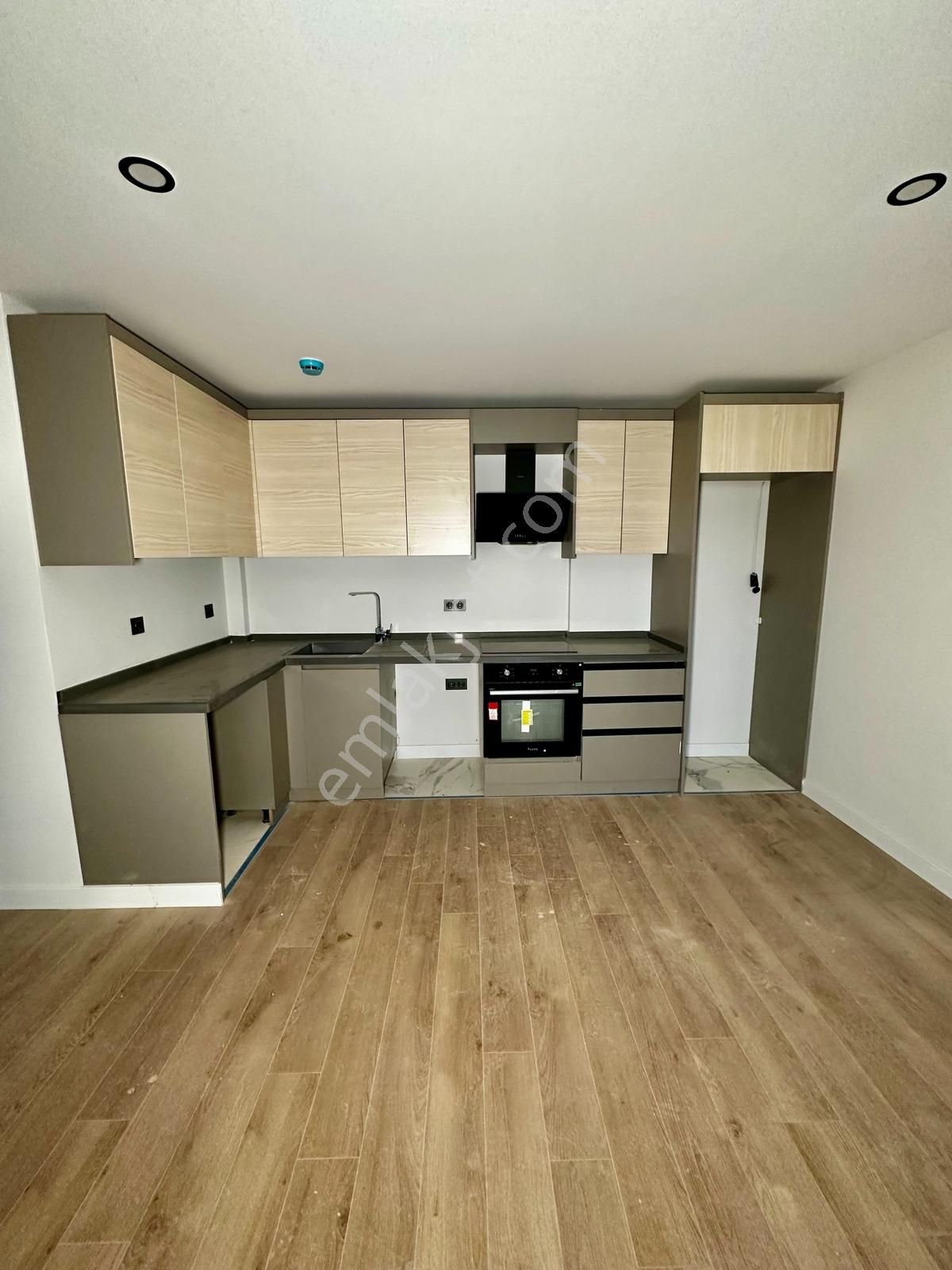 Altıntaş 40'lık Yola 2'nci Parsel Her Katta Sıfır Lux Daireler - Görsel 20