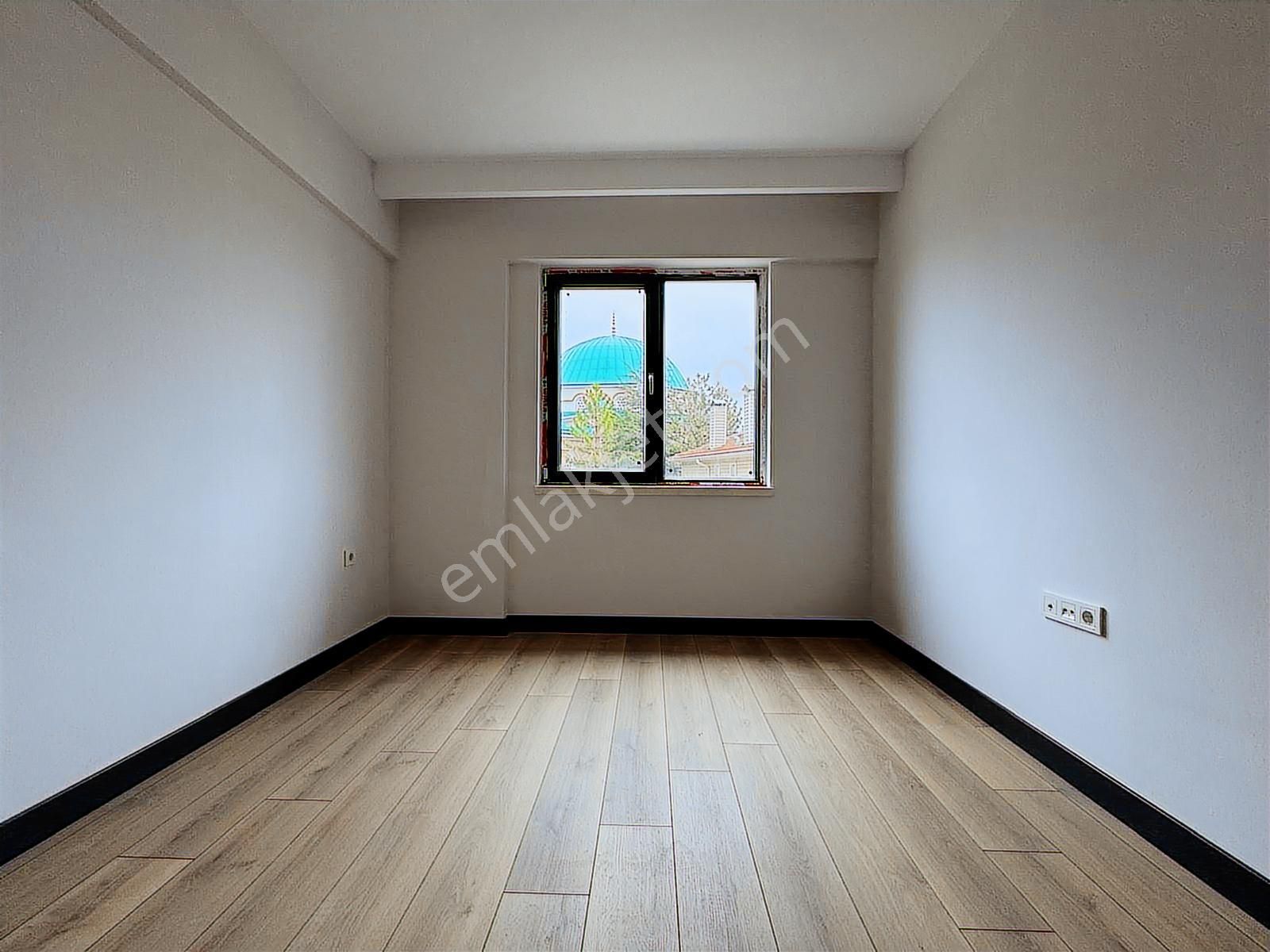 Alaçatı'dan/ara Katta/yerden Isıtma/bulvar Yakını/ultra Lüx 1+1 - Görsel 16