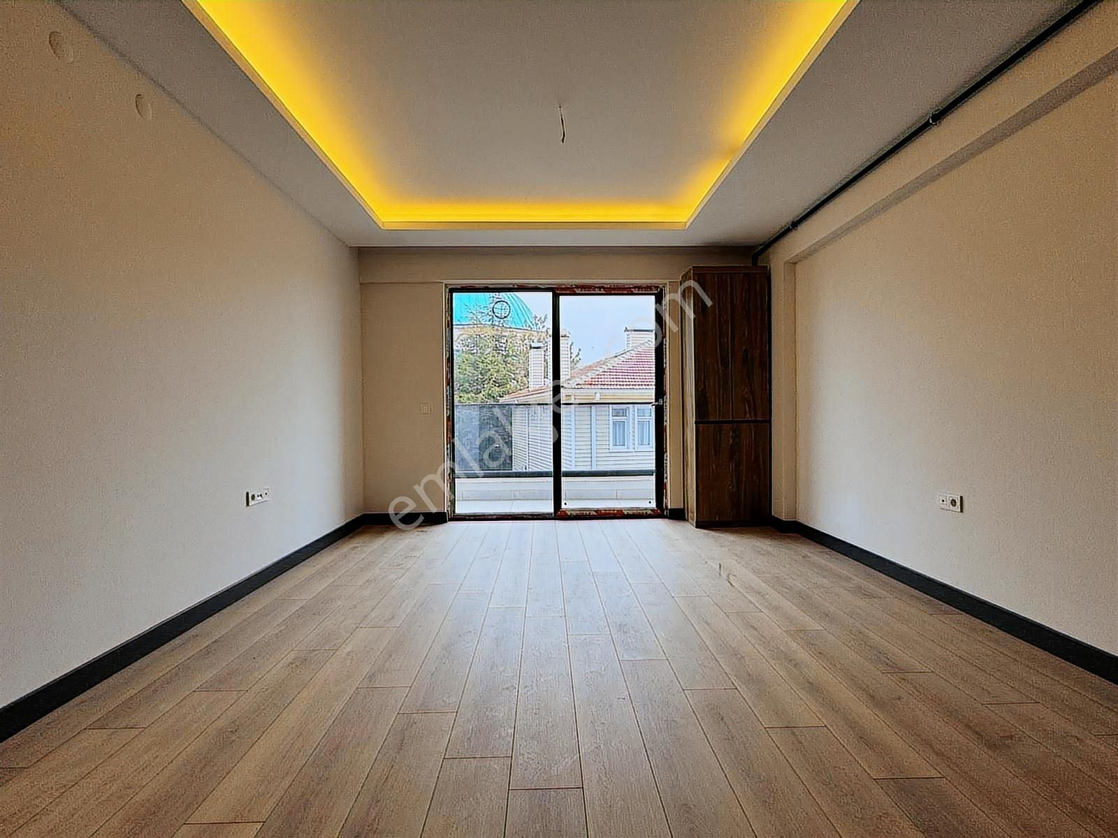 Alaçatı'dan/ara Katta/yerden Isıtma/bulvar Yakını/ultra Lüx 1+1 - Görsel 13