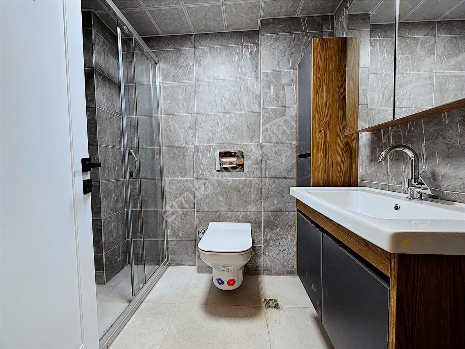 Alaçatı'dan/ara Katta/yerden Isıtma/bulvar Yakını/ultra Lüx 1+1 - Görsel 10