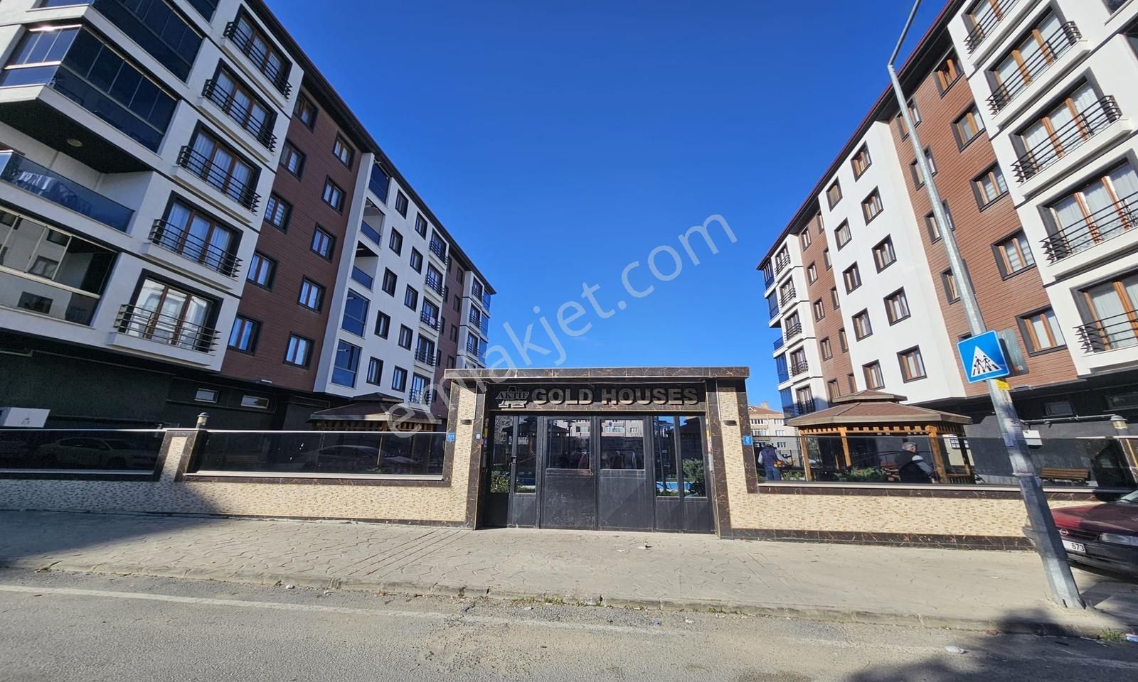 Yaşam'dan İstasyon Mah.site İçinde Kapalı Otoparklı 2+1 Daire - Görsel 2