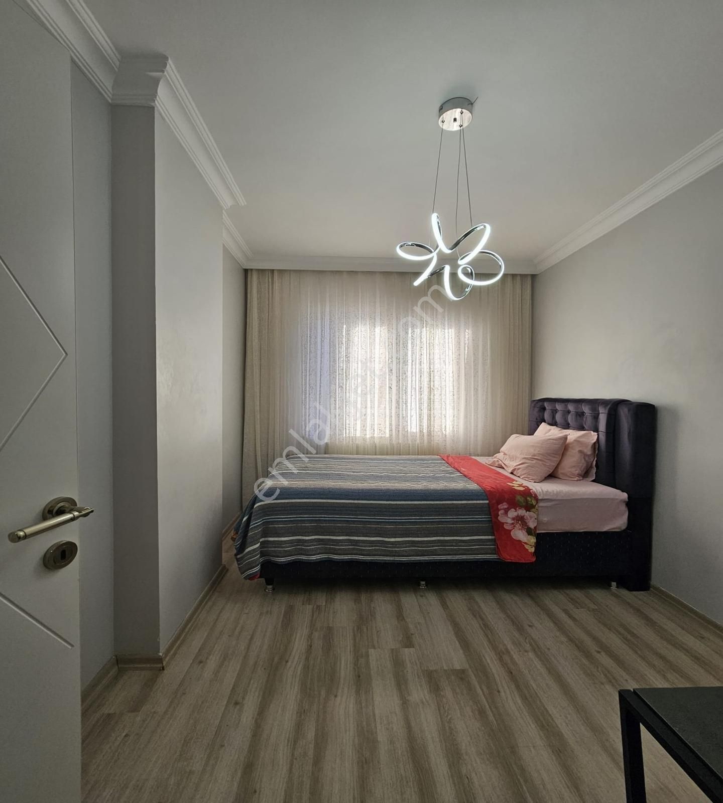 Yaşam'dan İstasyon Mah.site İçinde Kapalı Otoparklı 2+1 Daire - Görsel 13