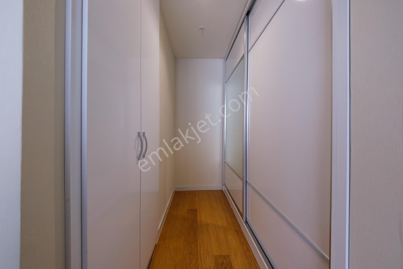 One Tower 22. Katta Satılık 2+1 Daire - Görsel 25