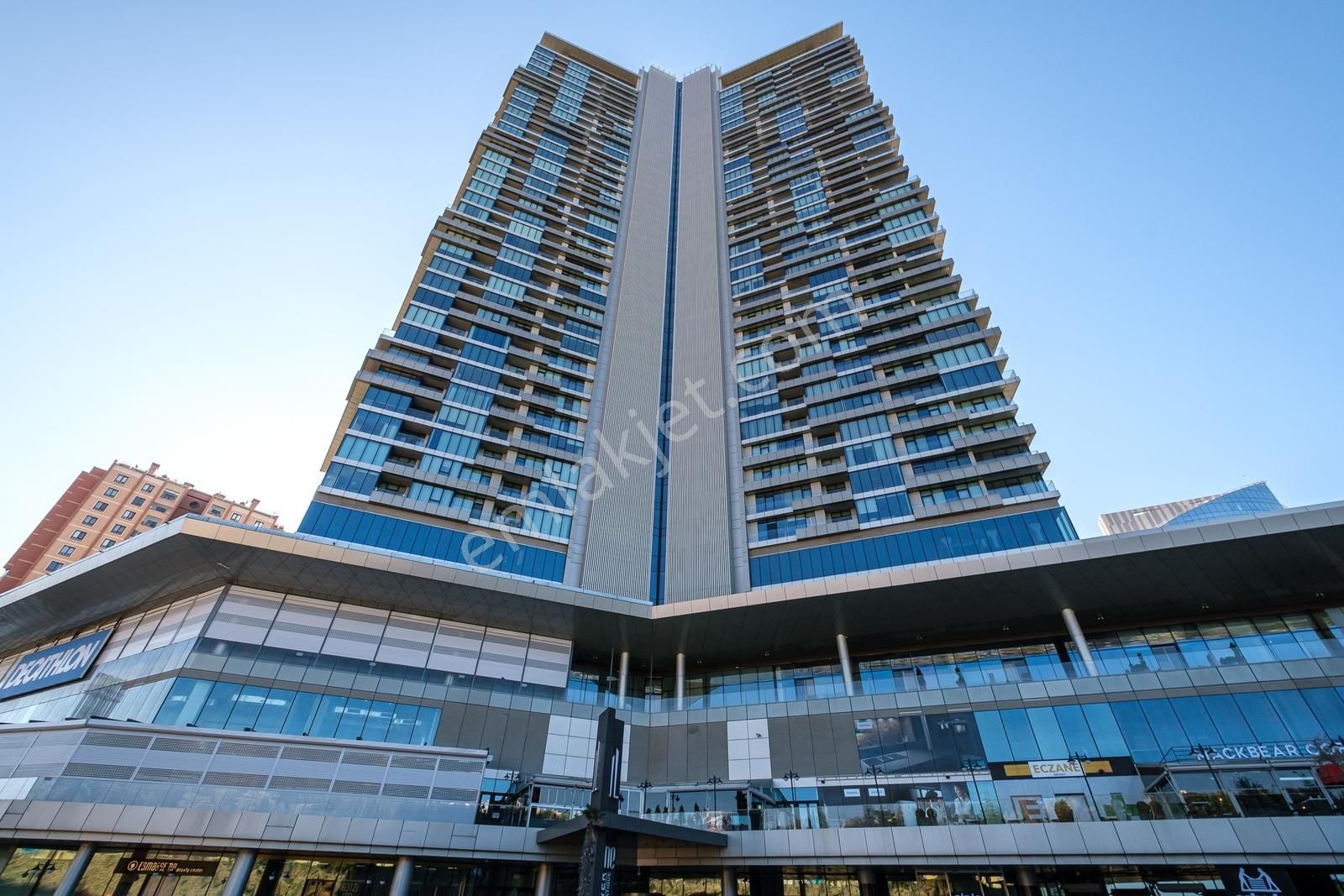 One Tower 22. Katta Satılık 2+1 Daire - Görsel 32