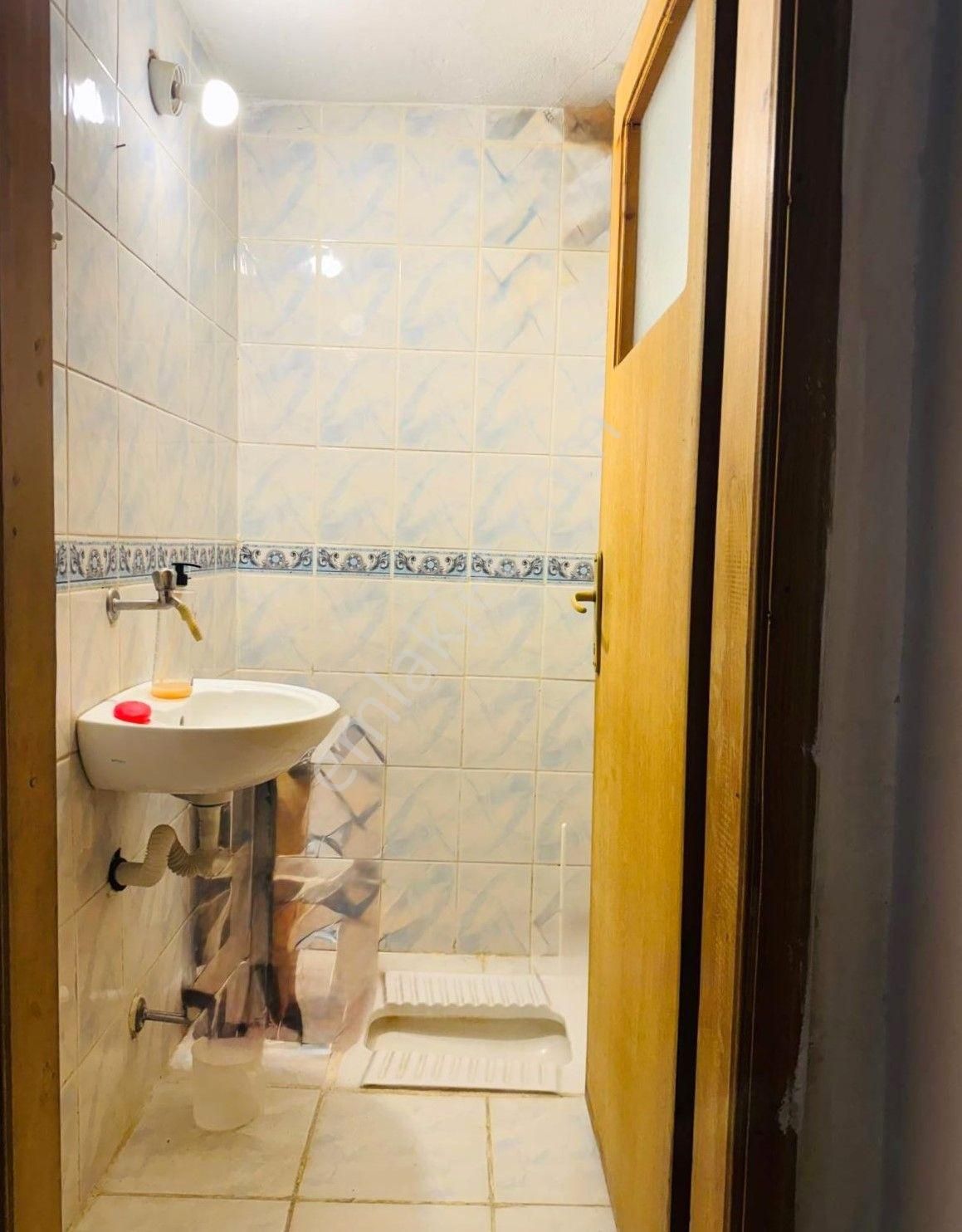 Recep Ümit'ten Kumlubel Mahallesinde Esenli Caddesi Yakınında Asansörlü Satılık 3+1 Daire - Görsel 15