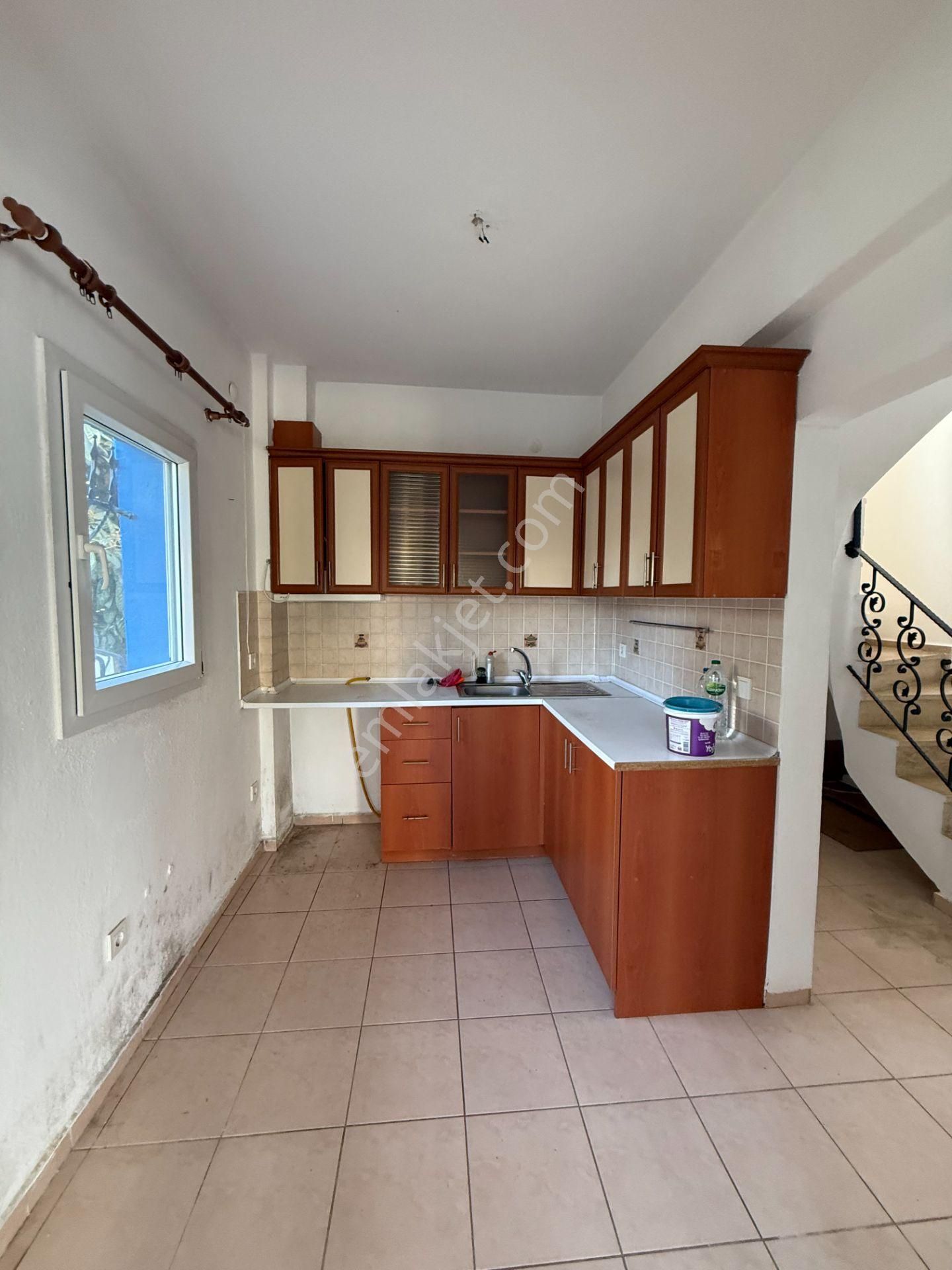 Bodrum Turgutreis Merkezde Kiralık Müstakil 4+1 Villa - Görsel 13