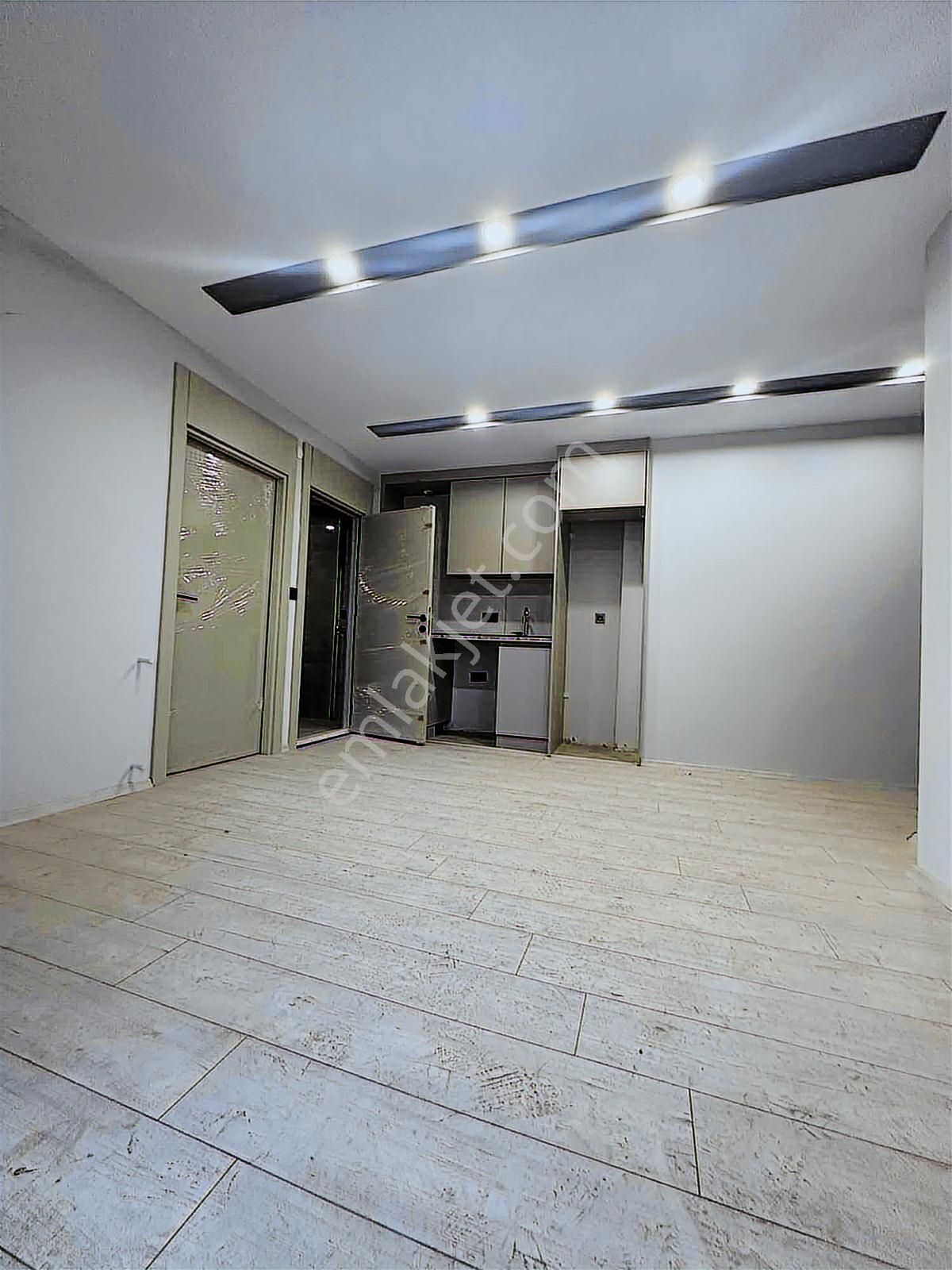 Antalya Havaalanı'na Yakın Güzel Konumlu Ara Kat Daire - Görsel 13