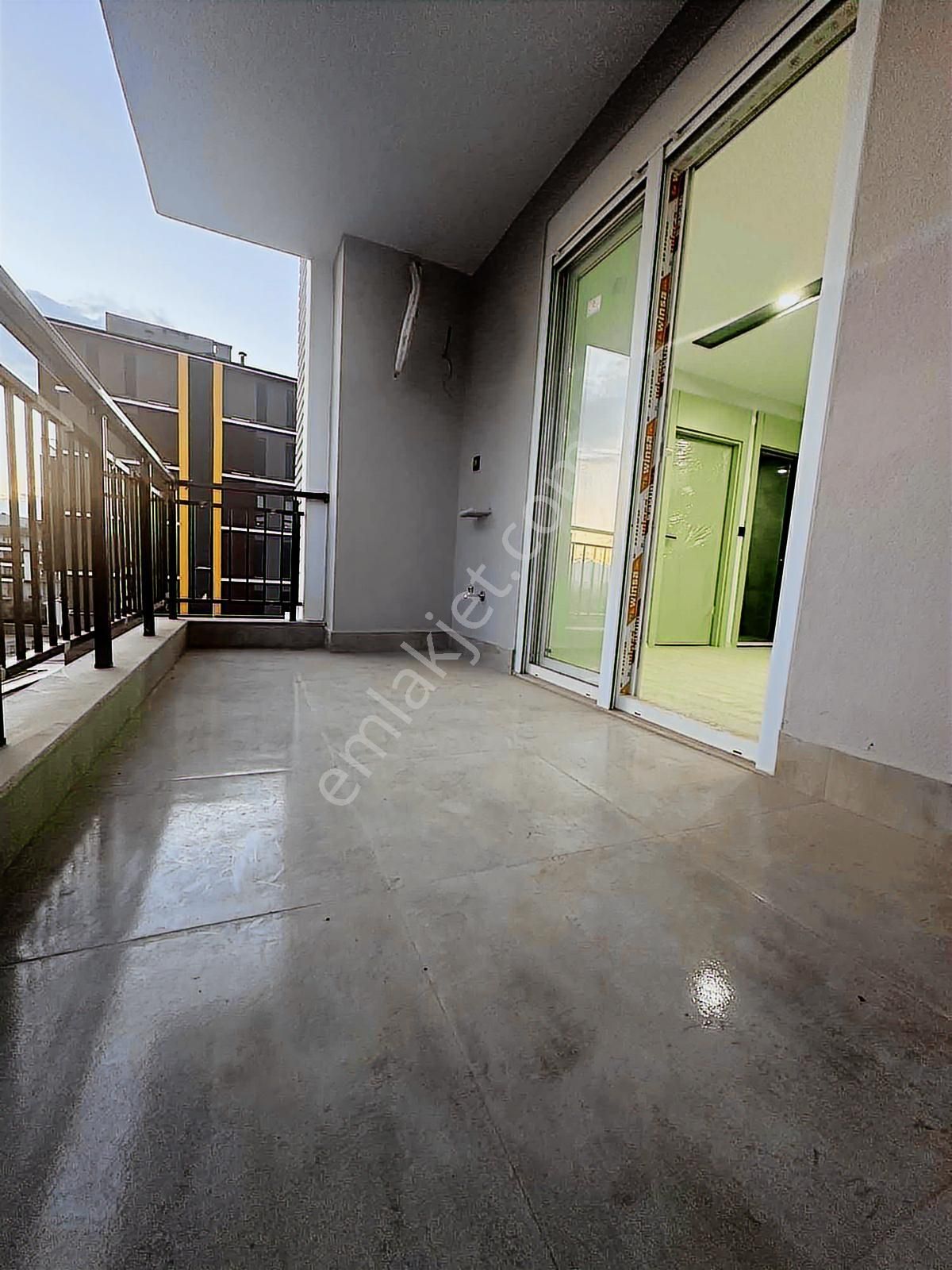 Antalya Havaalanı'na Yakın Güzel Konumlu Ara Kat Daire - Görsel 7