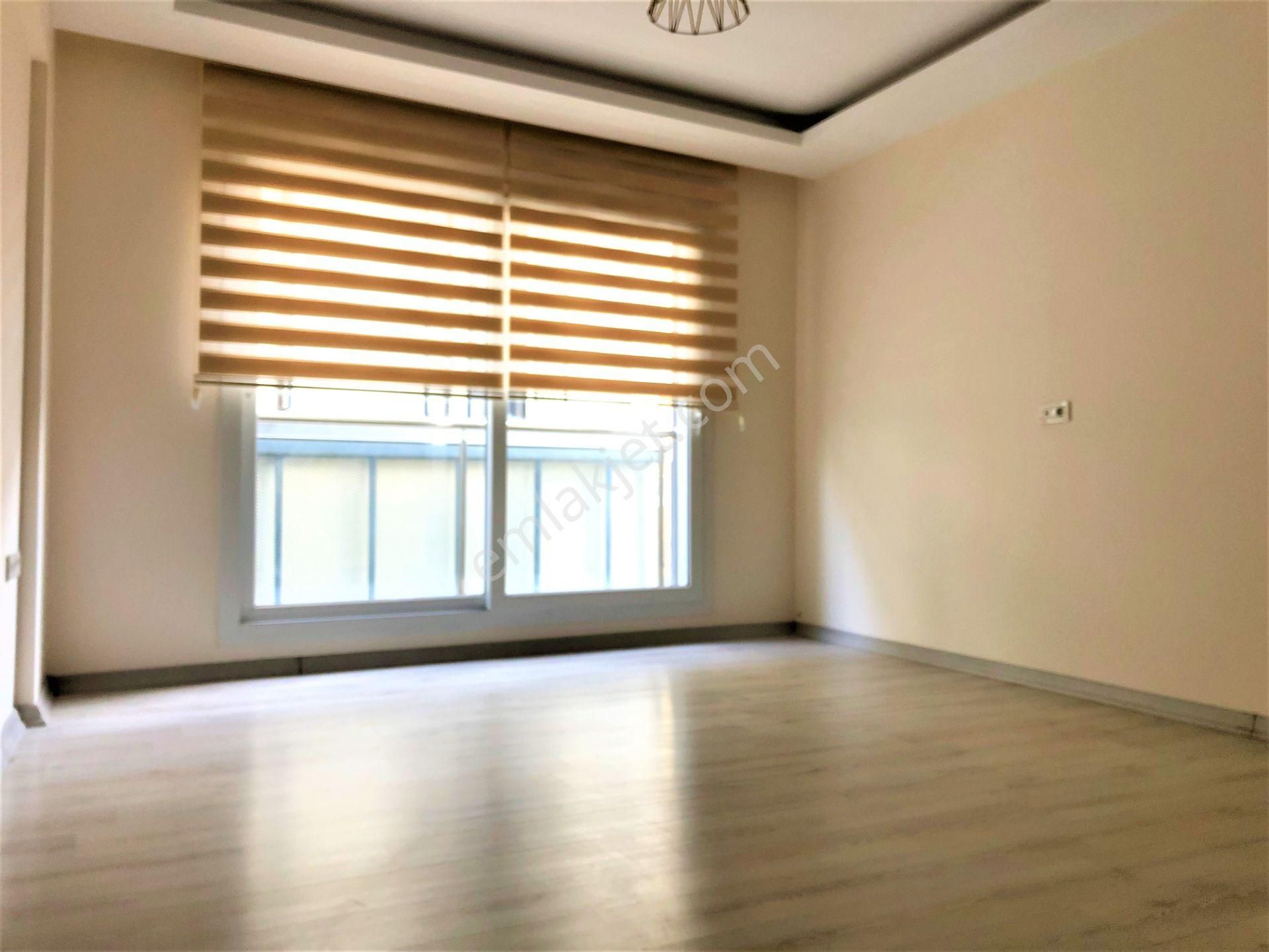 Bayraklı Plazalar Bölgesinde Adliye Yakını Kiralık Lüks Ofis - Görsel 10
