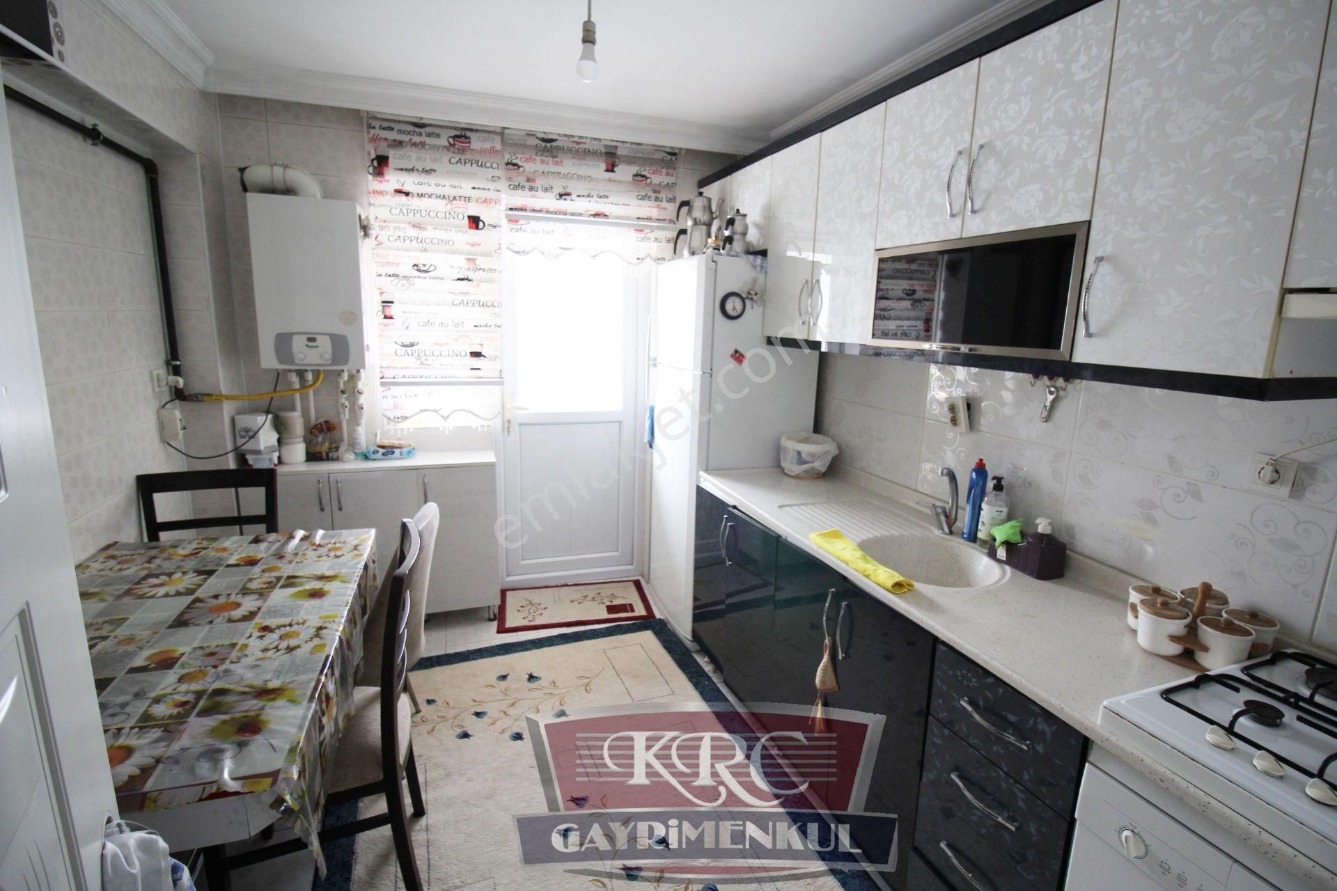 Krc'den Samsun Yolu Kenarı 2+1 Yapılı Satılık Daire!!!!!!!!!!!