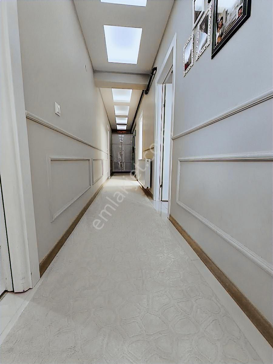 Bayraklıda Satılık Daire 2+1 Kapalı Mutfak Gümüşpalada - Görsel 16