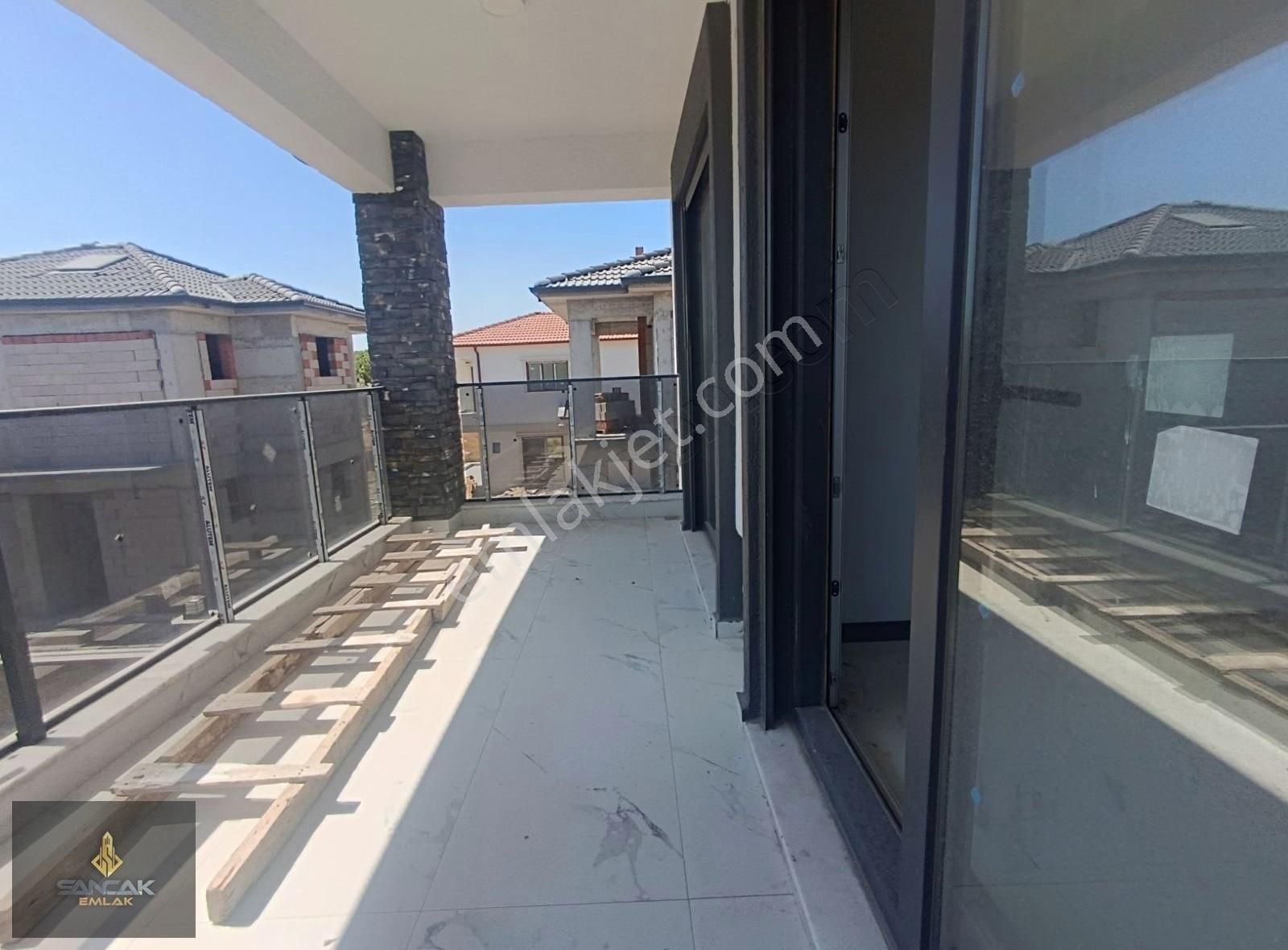 Sancak Emlaktan Lüks Villa - Görsel 35