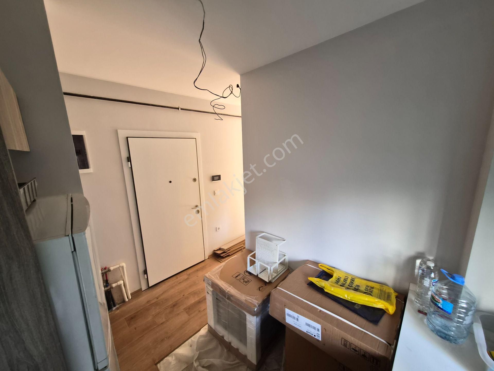 Konut Ve Ticari'den Havuzlu Sitede Satılık 1+1 - Görsel 12