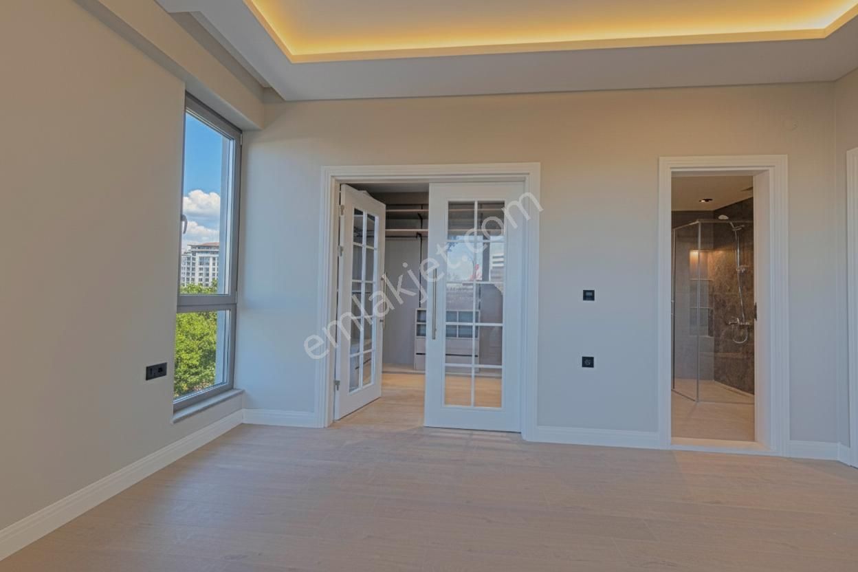 Remax Advantage'den Hillyard Geniş 4+1 Kiralık - Görsel 7