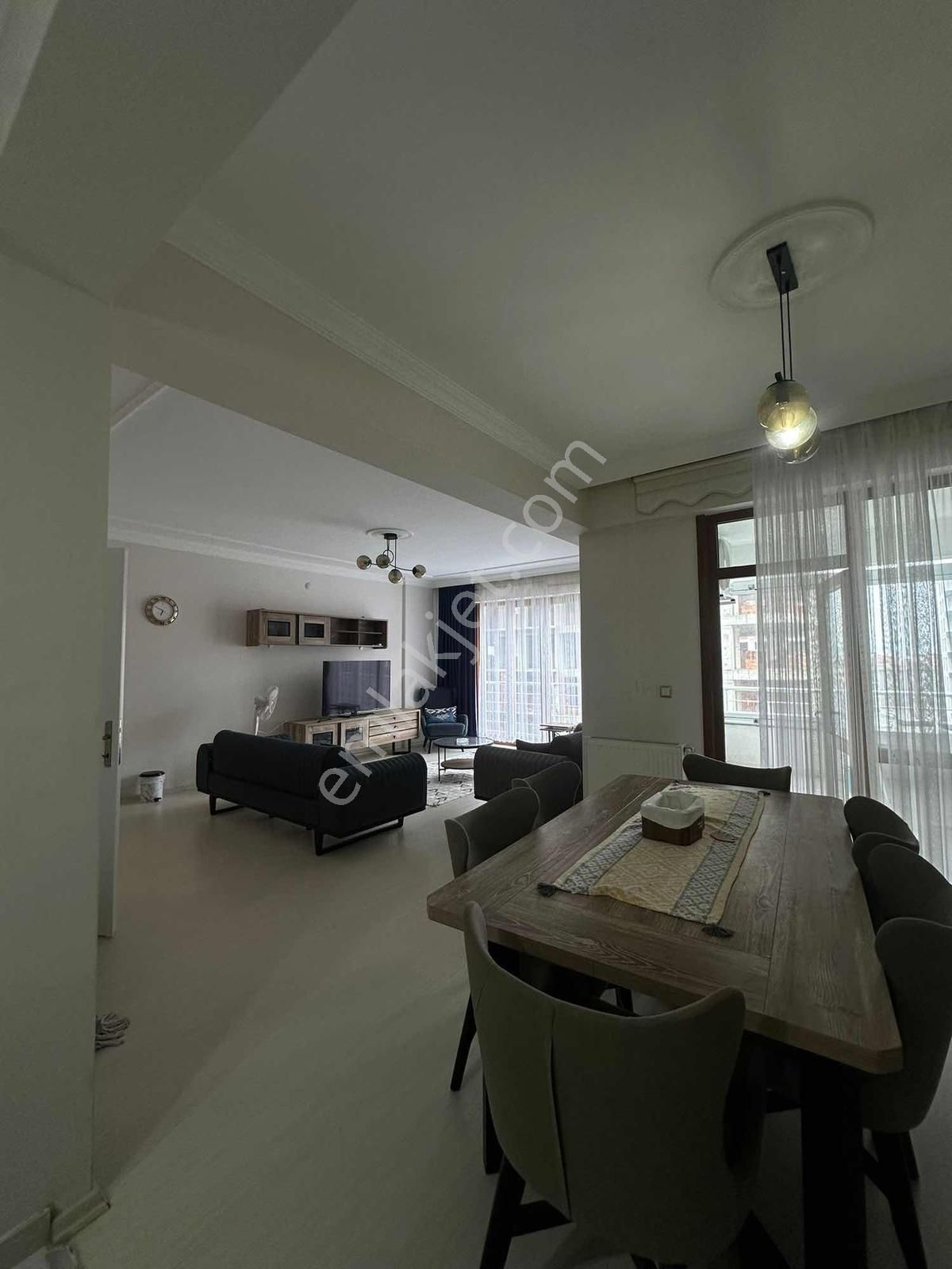 Yomra Kaşüstü Mh Pilatinum Konakları