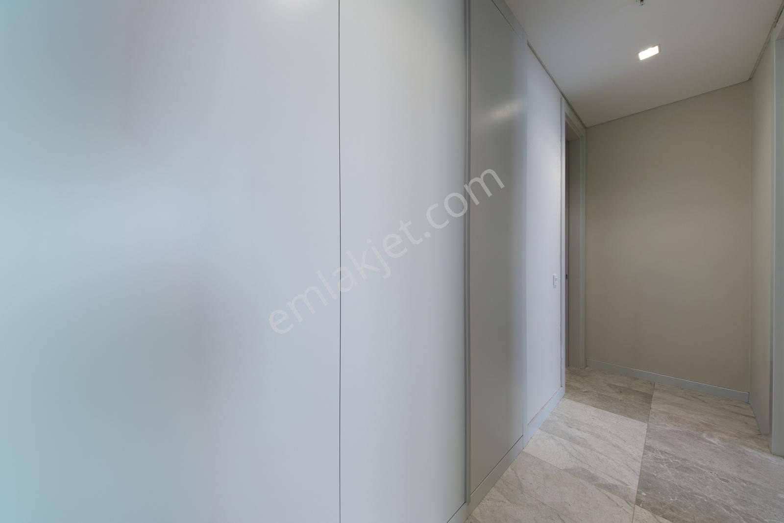 One Tower 22. Katta Satılık 2+1 Daire - Görsel 21