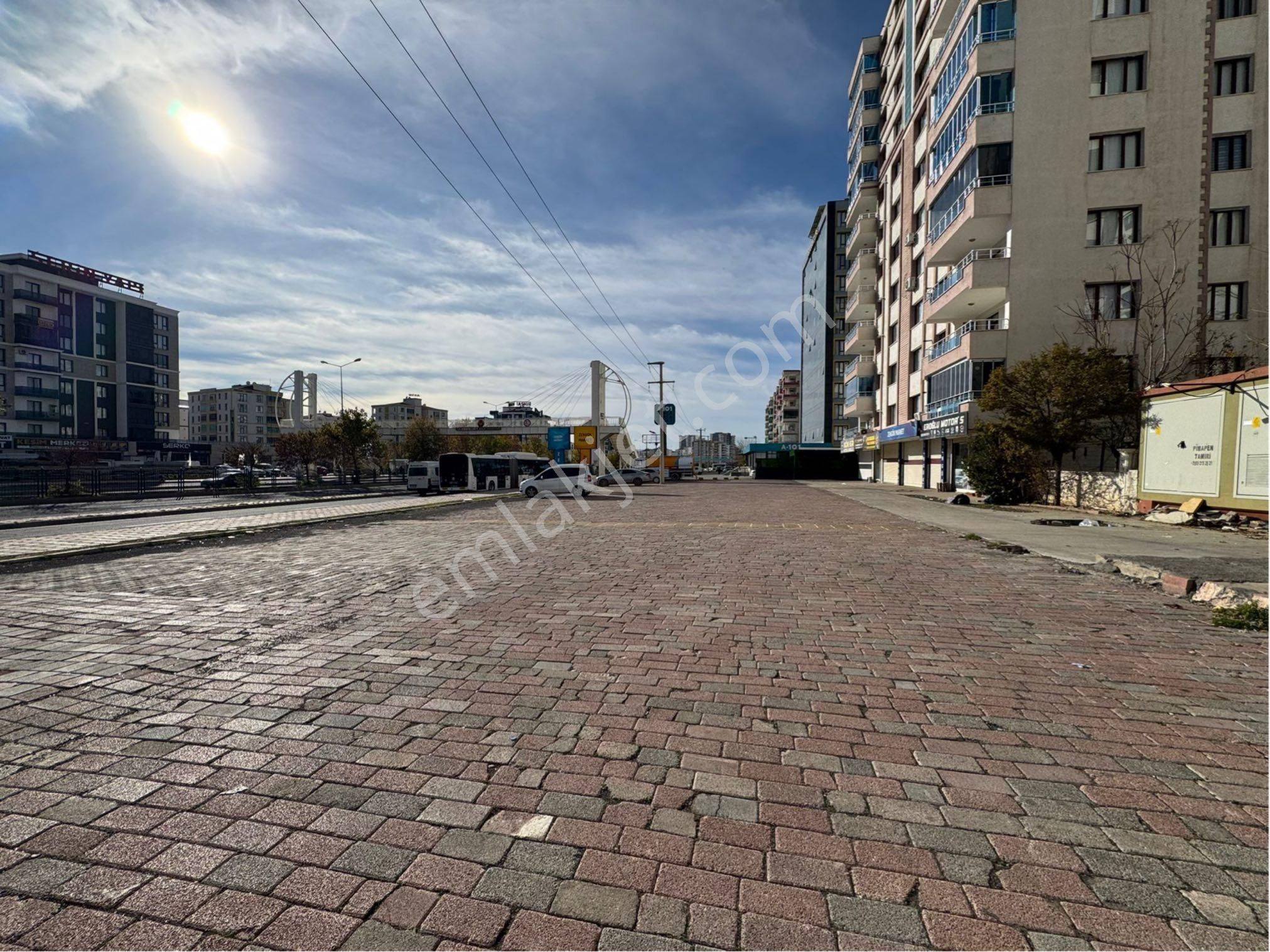 Premardan Urfa Yolu Cadde Üzeri 160 M2 Bodrumlu Kiralık Dükkan - Görsel 17