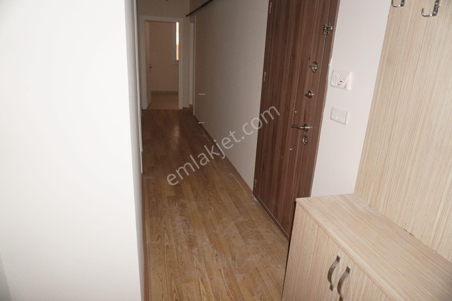 Küçükçiğli Kiralık 3+1 Bahçekatı+ebeveyn Banyolu+doğalgaz(serkan) - Görsel 32