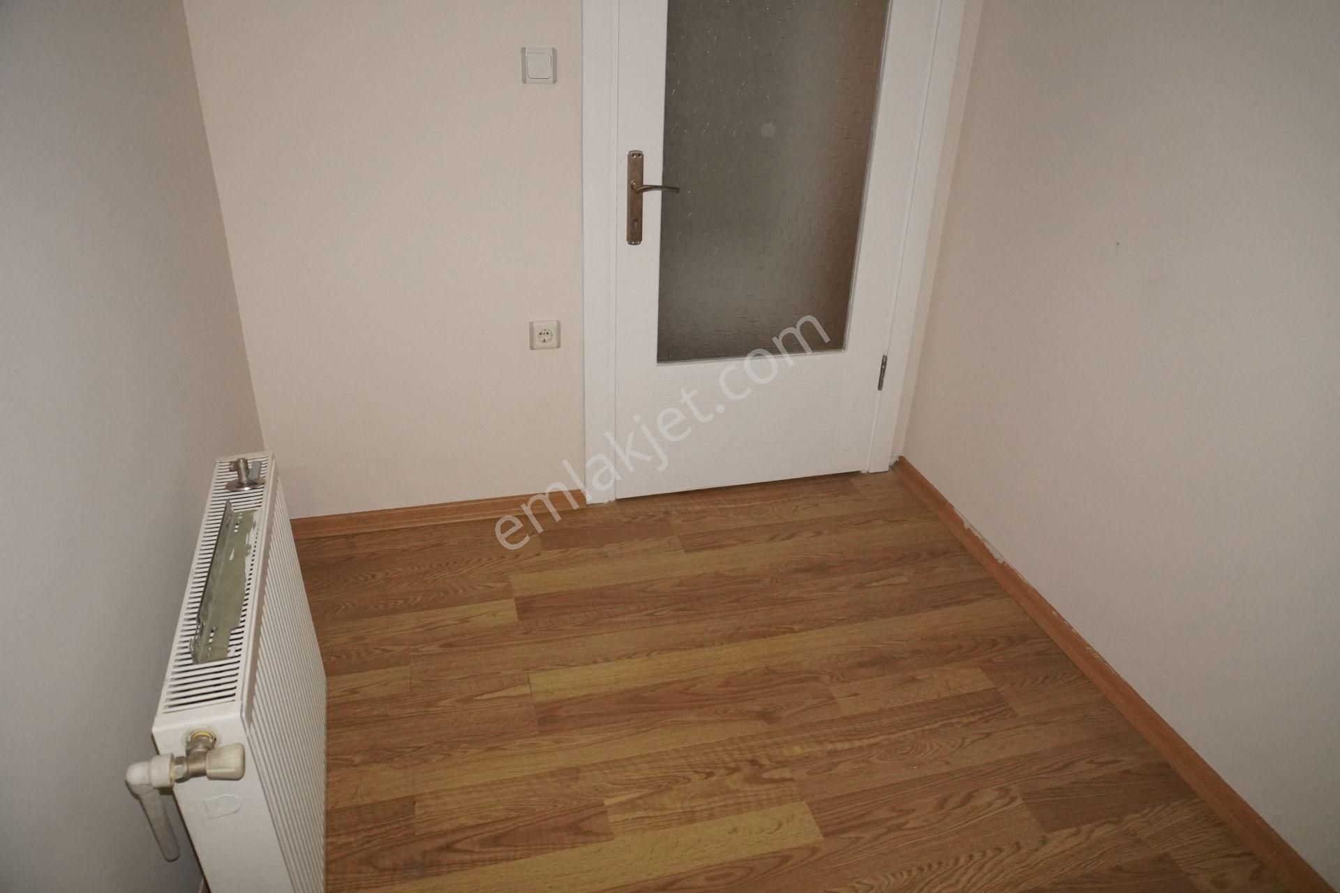 Küçükçiğli Kiralık 3+1 Bahçekatı+ebeveyn Banyolu+doğalgaz(serkan) - Görsel 8